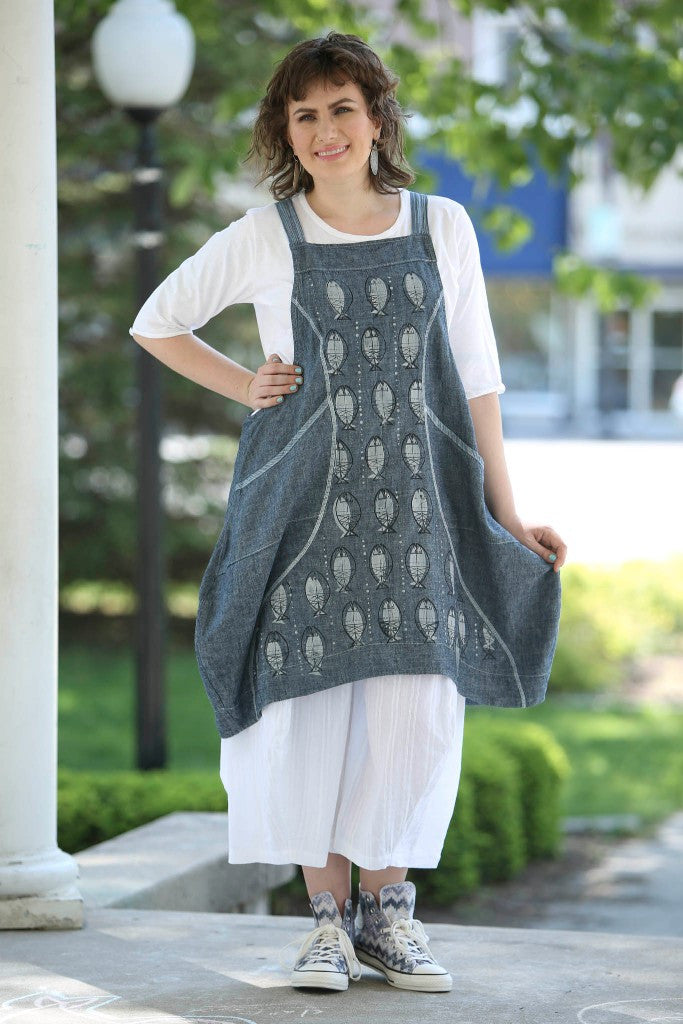 6201 Chambray Curve Apron Fish