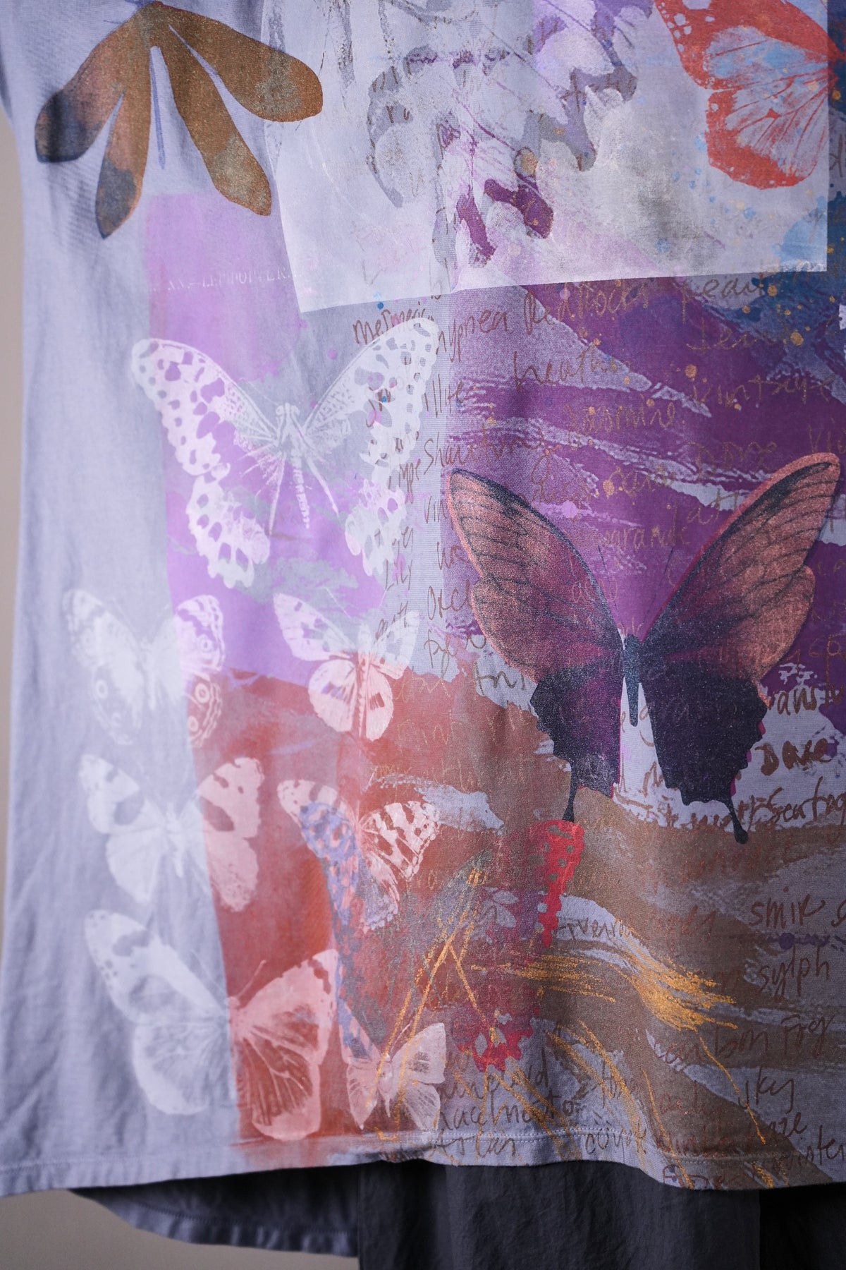 1255 Art Tee Purpley Grey The Butterfly Effect