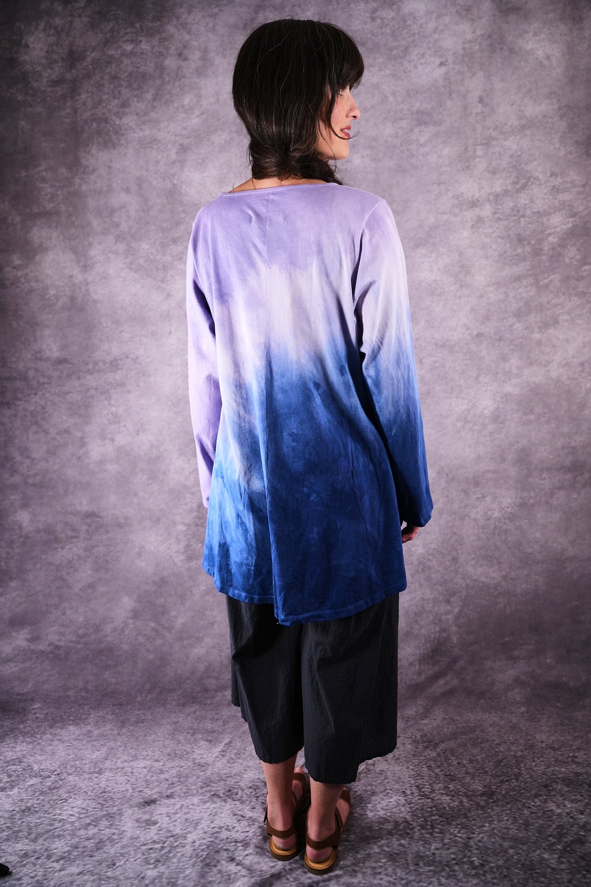 1613 HD Rilassante Tunic Lavender Indigo Peace Dove