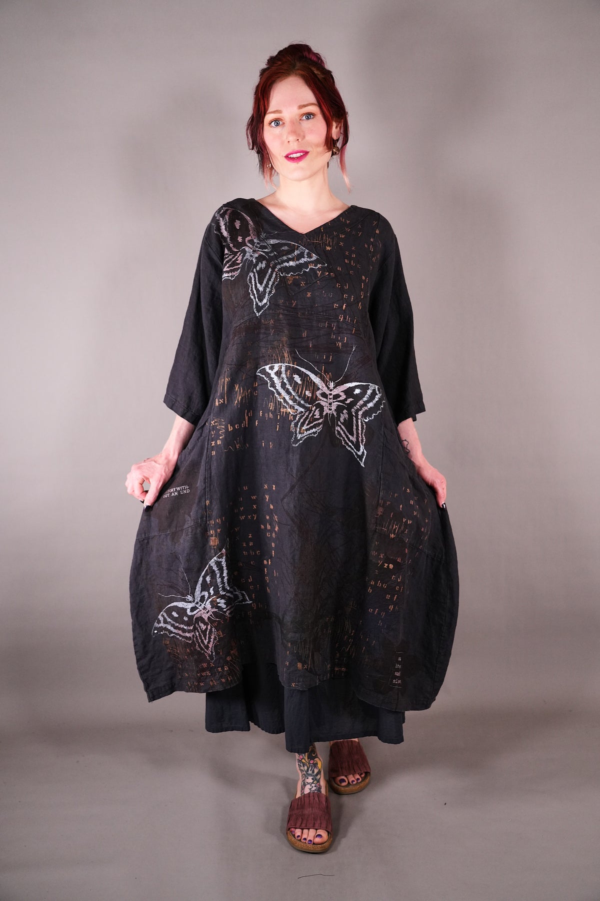 2133 Crossover Linen Tunic Black Sand Butterfly Alphabet
