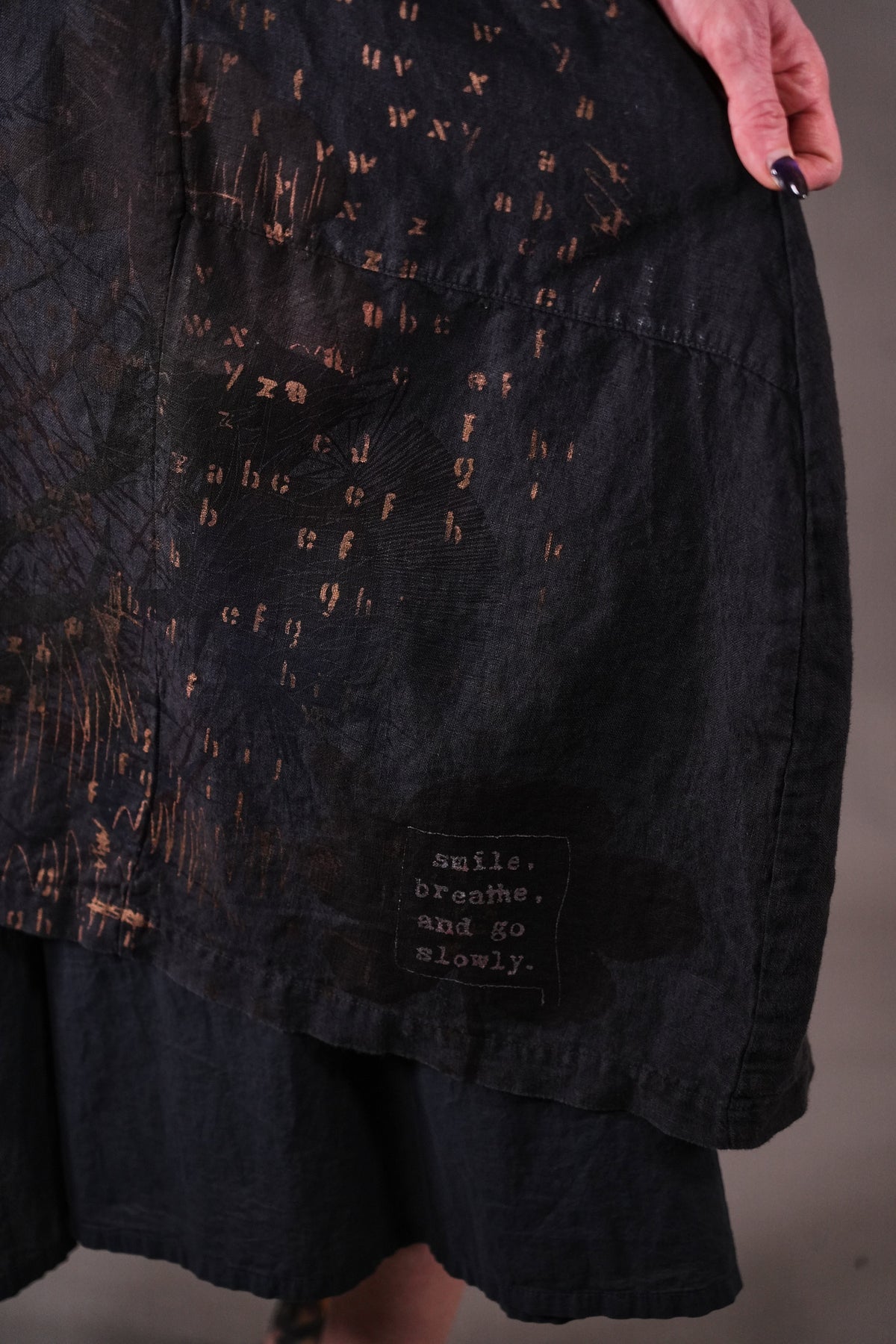 2133 Crossover Linen Tunic Black Sand Butterfly Alphabet