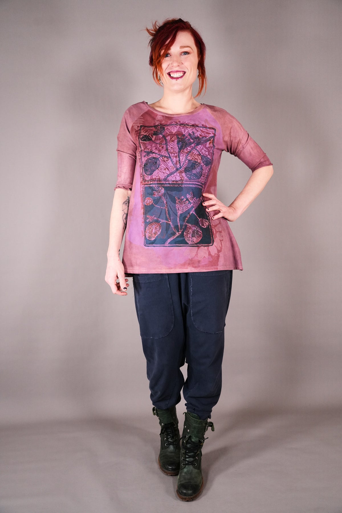 2139 HD Raglan Tee Dust Rose Flower Negative