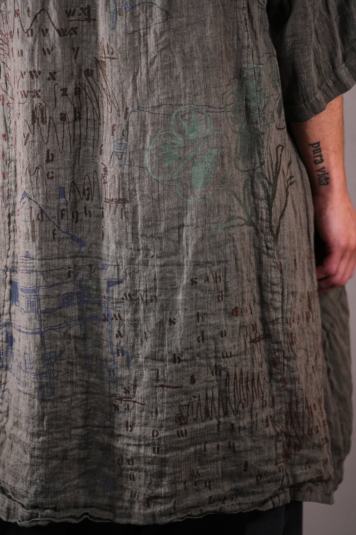 2257 Zen Tunic Chimera Village
