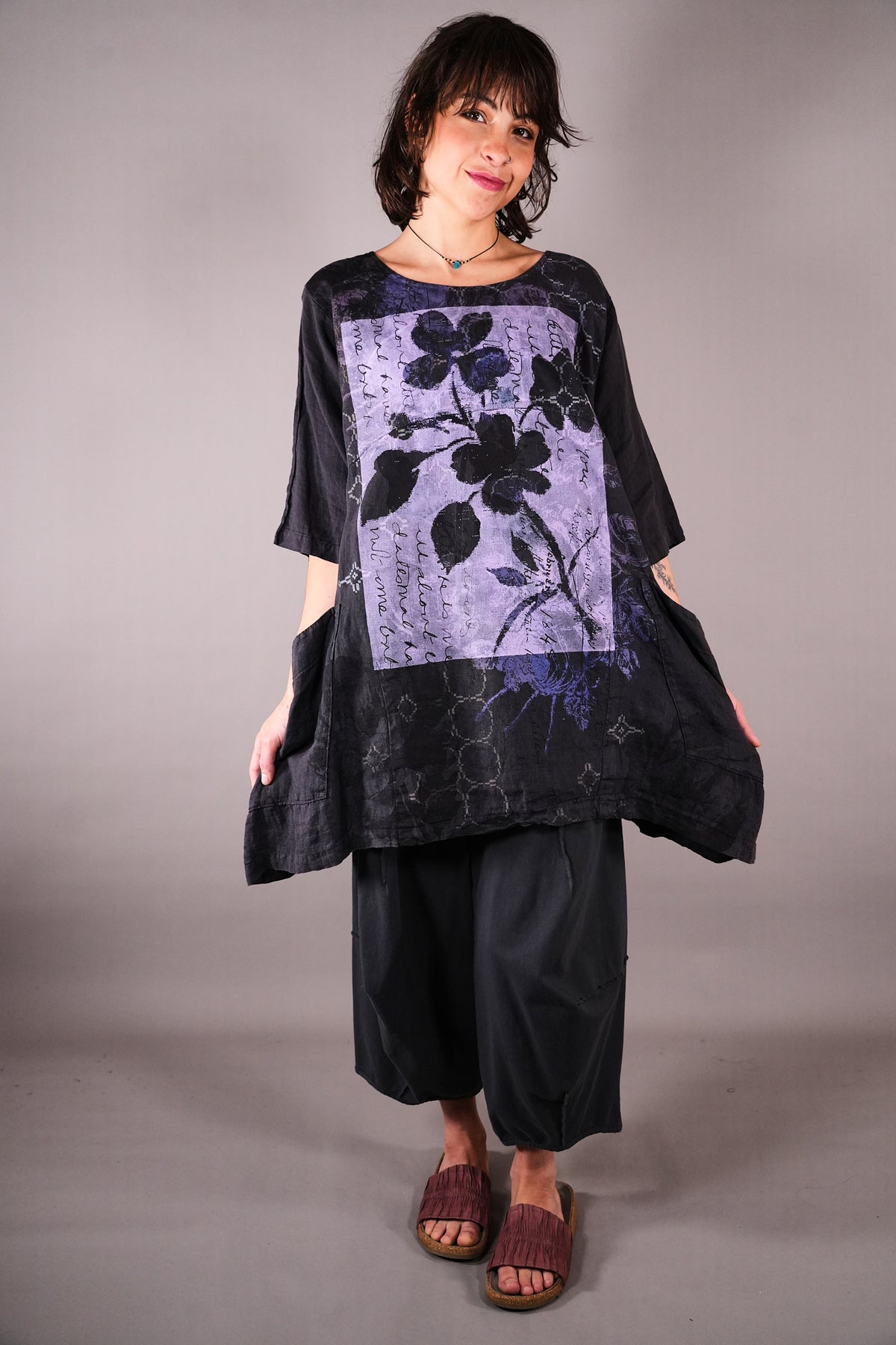 2270 Seaside Linen Tunic Black Sand Love Letter