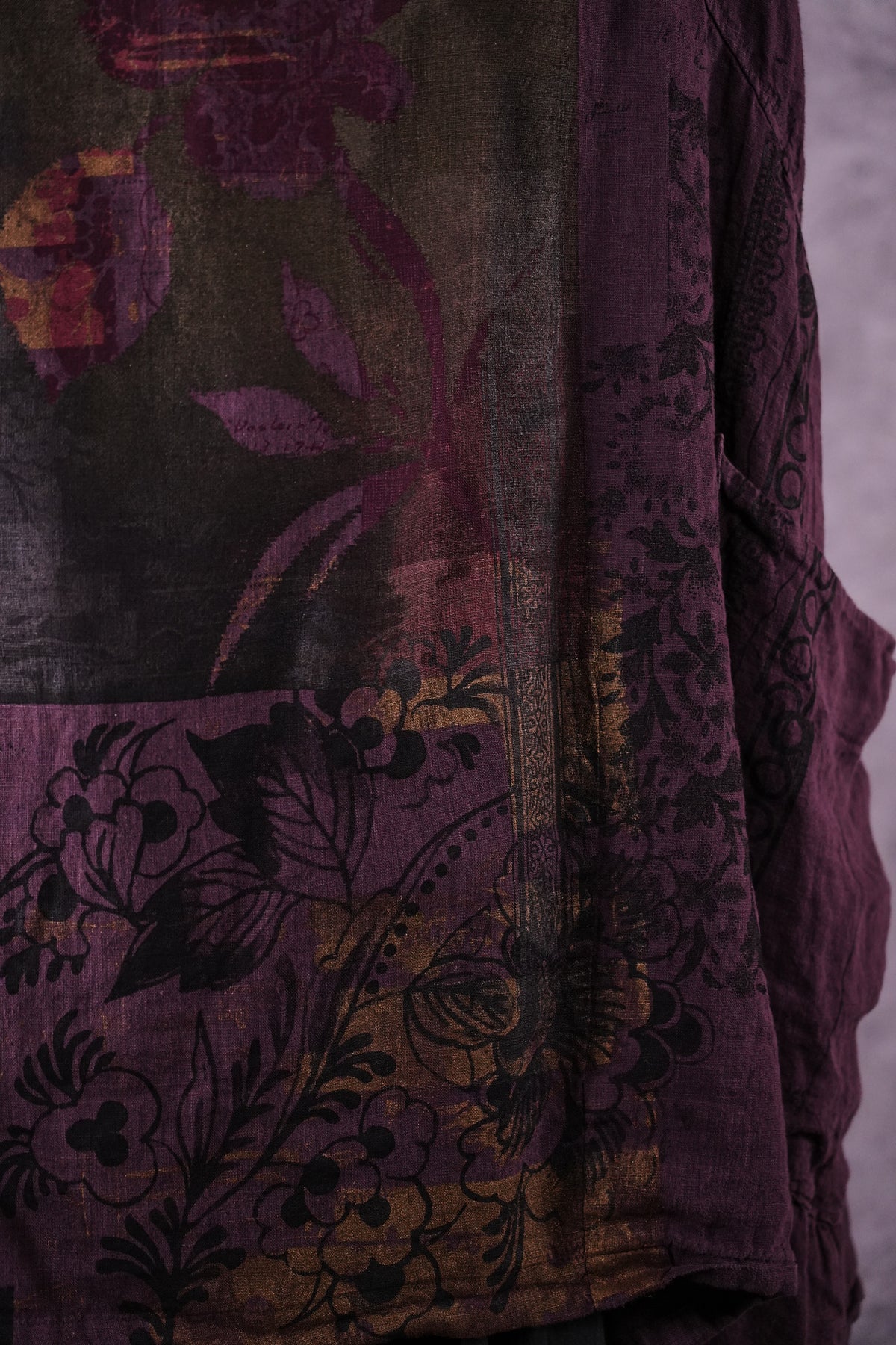 2270 Urchin Tunic Fig Tapestry Delft