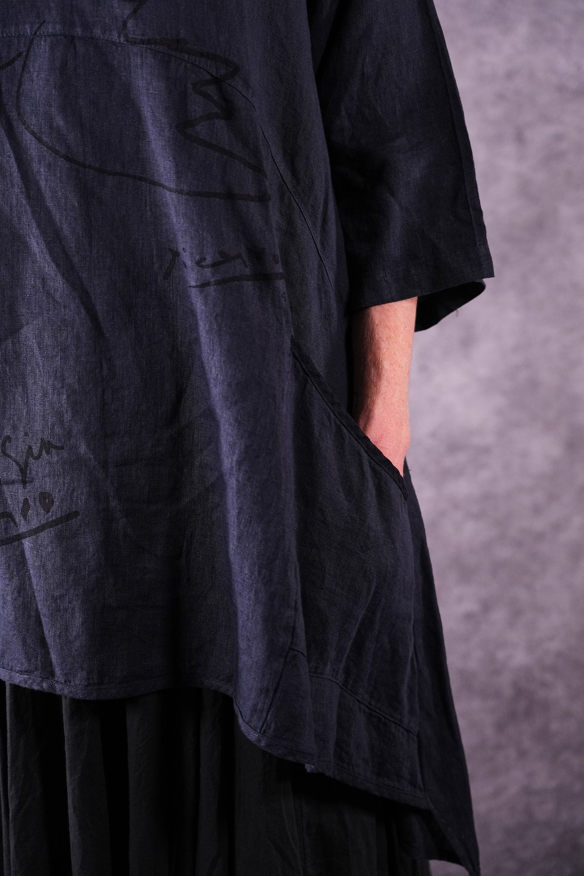 2315 Zen Tunic Charcoal Blue Peace