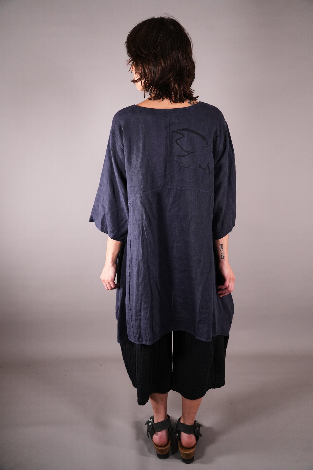 2315 Zen Tunic Charcoal Blue Peace