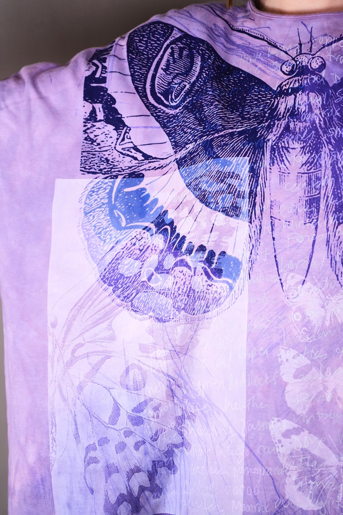 2339 HD Palette Sweatshirt Lavender Wings