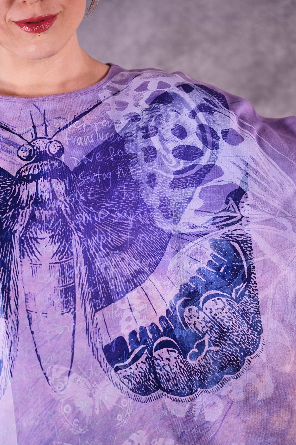 2339 HD Palette Sweatshirt Lavender Wings