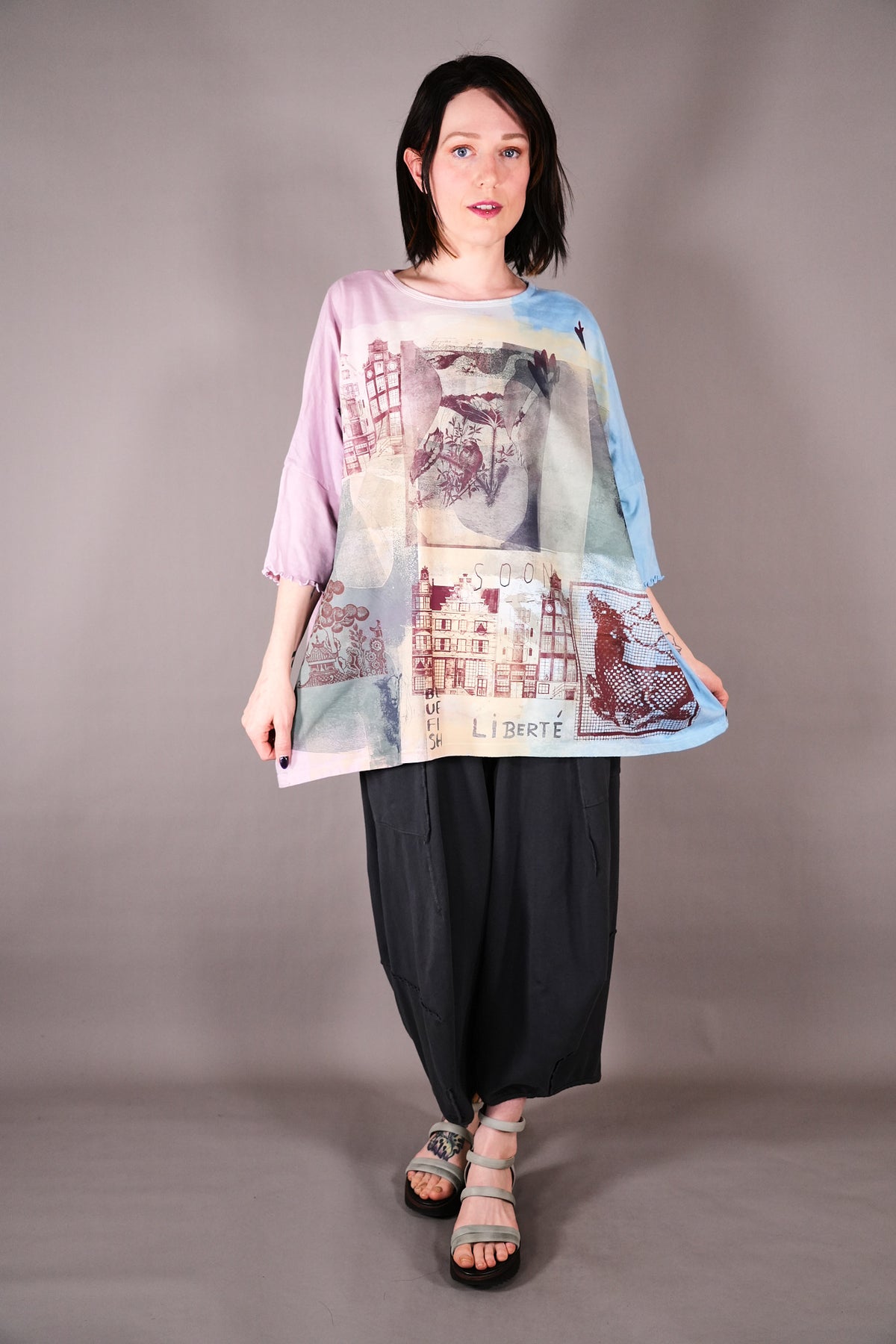 2353 HD Square Tee Pink Blue Old Amsterdam