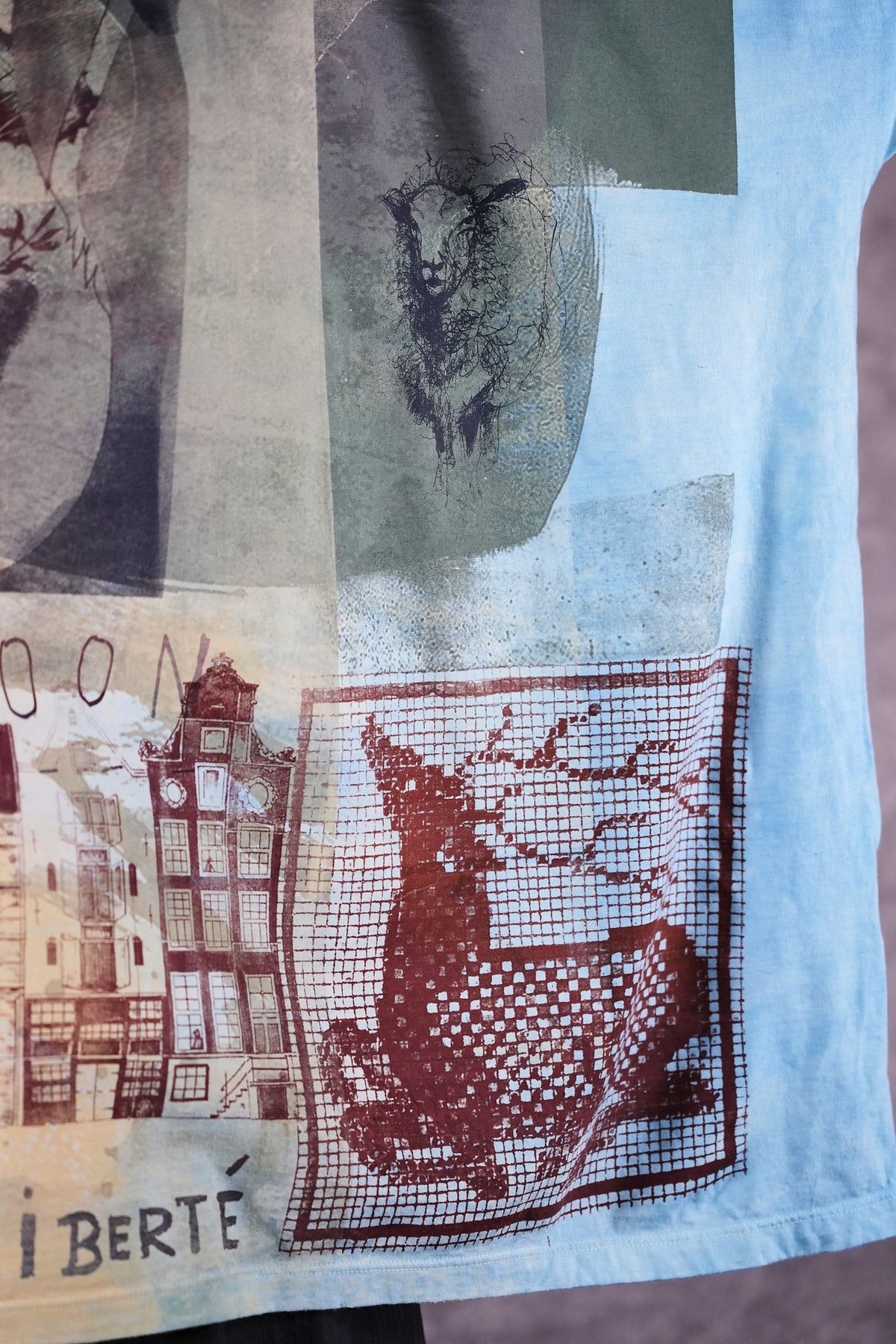 2353 HD Square Tee Pink Blue Old Amsterdam