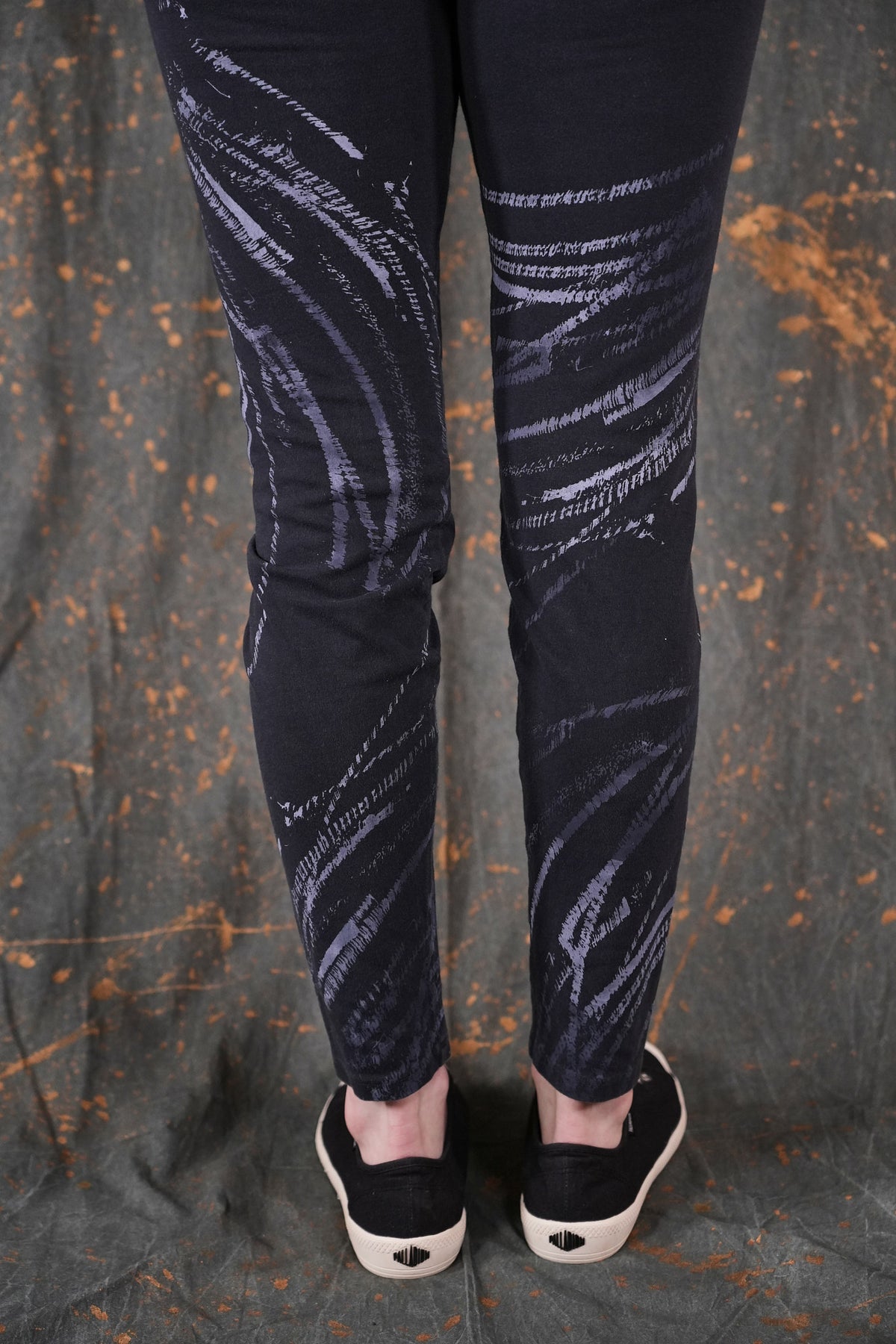 3136-2 Handprinted Leggings Black Sand Electricity-P