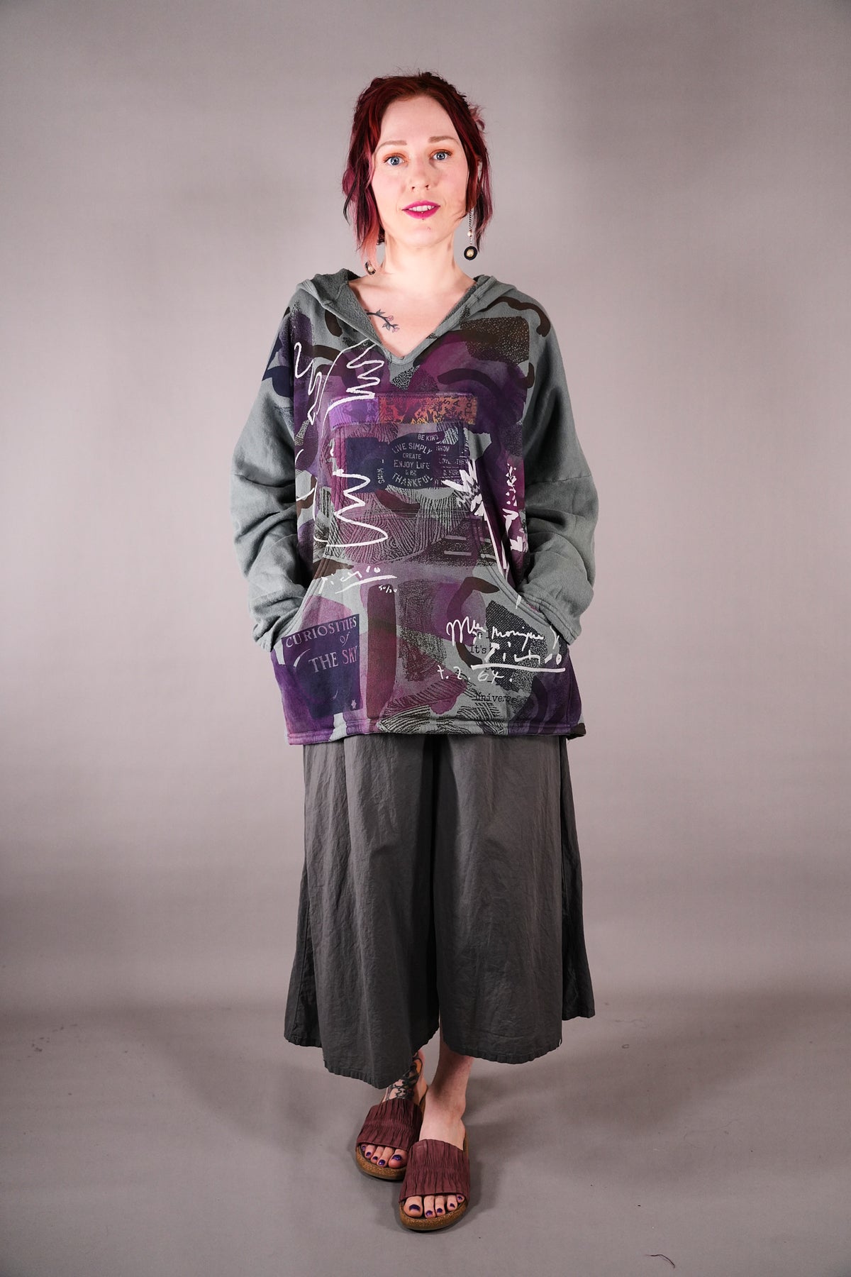 5273 Sketchbook Hoodie Pale Sage Enjoy Life