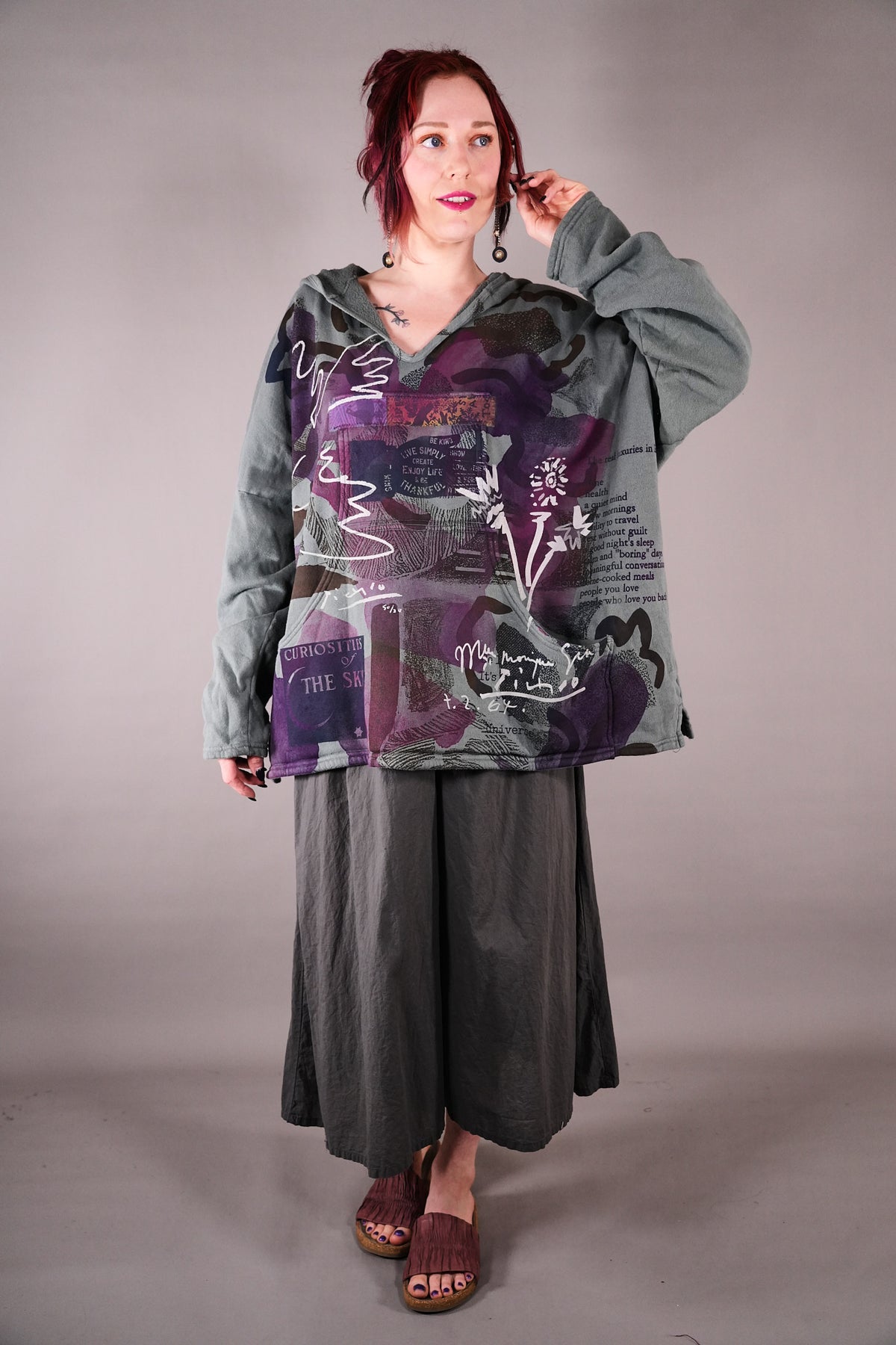 5273 Sketchbook Hoodie Pale Sage Enjoy Life