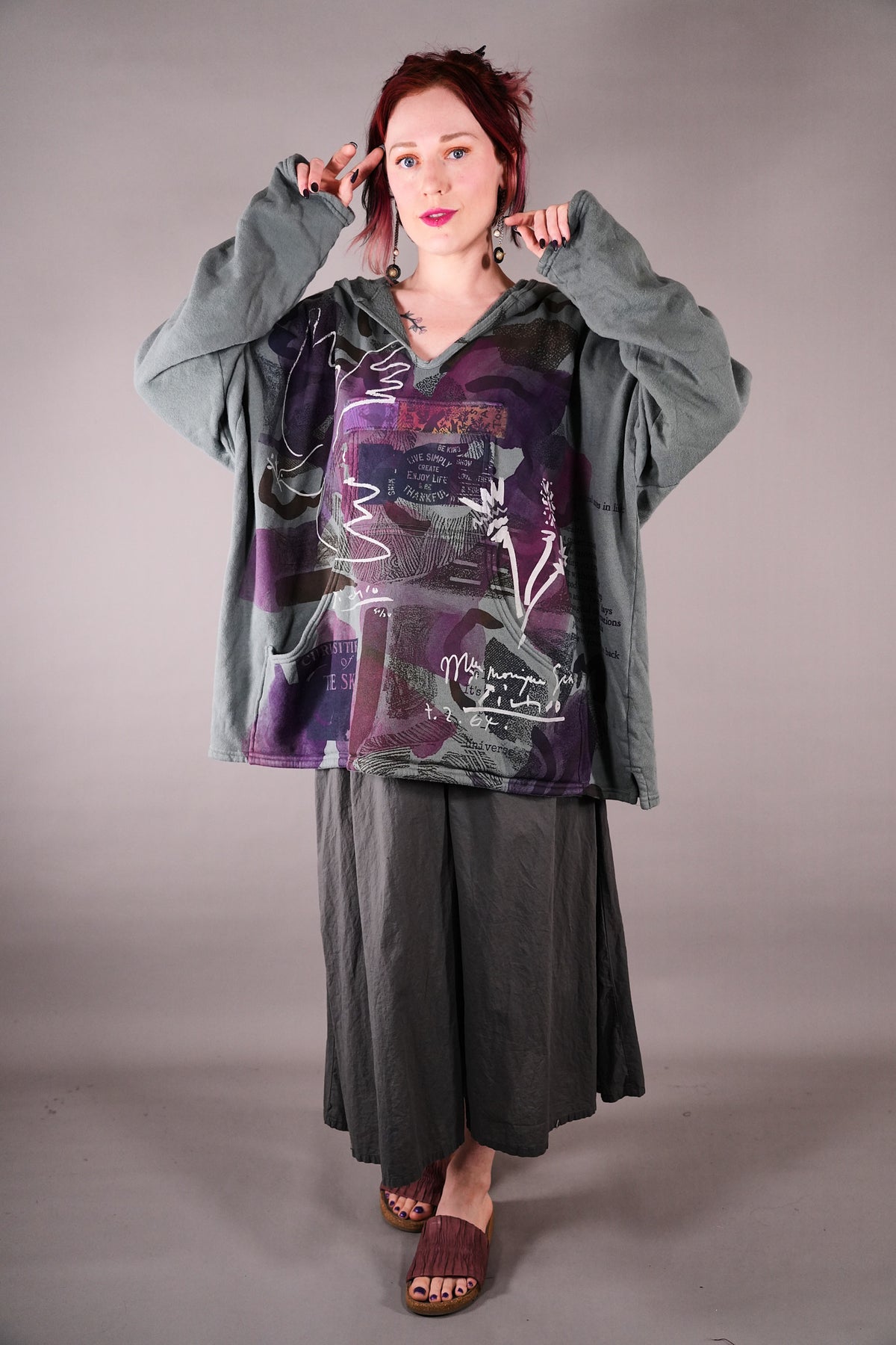 5273 Sketchbook Hoodie Pale Sage Enjoy Life