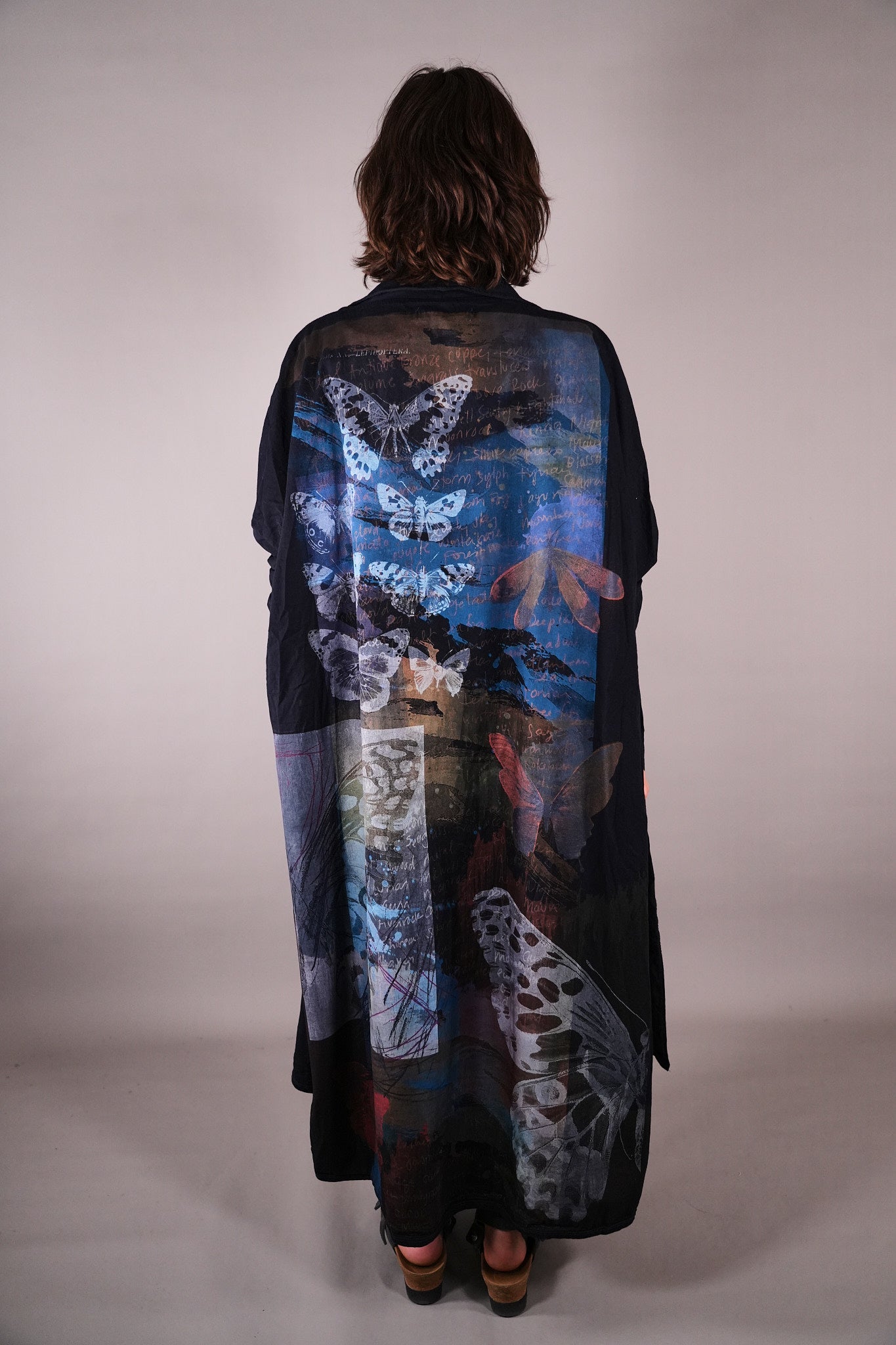 5276 Long Kimono Blue Black The Butterfly Effect