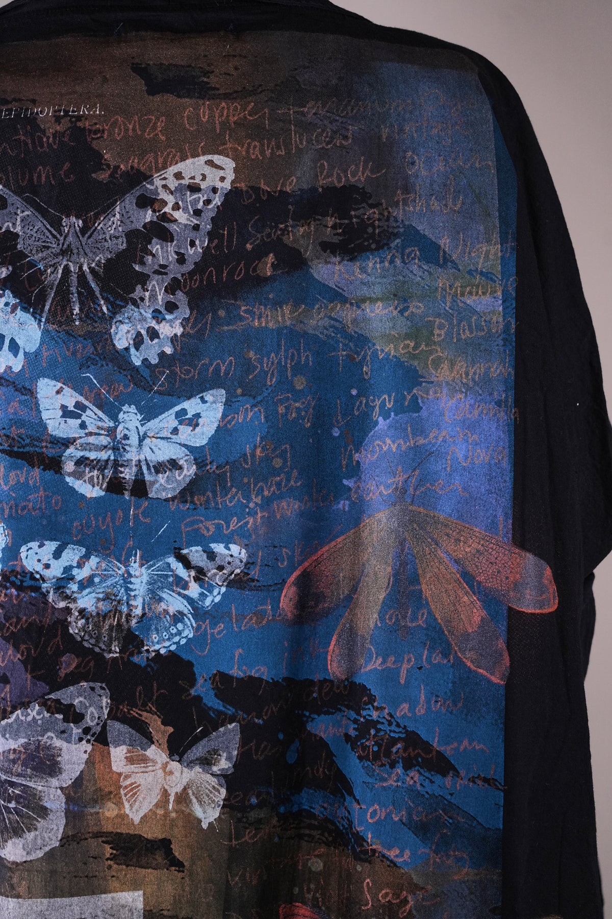 5276 Long Kimono Blue Black The Butterfly Effect