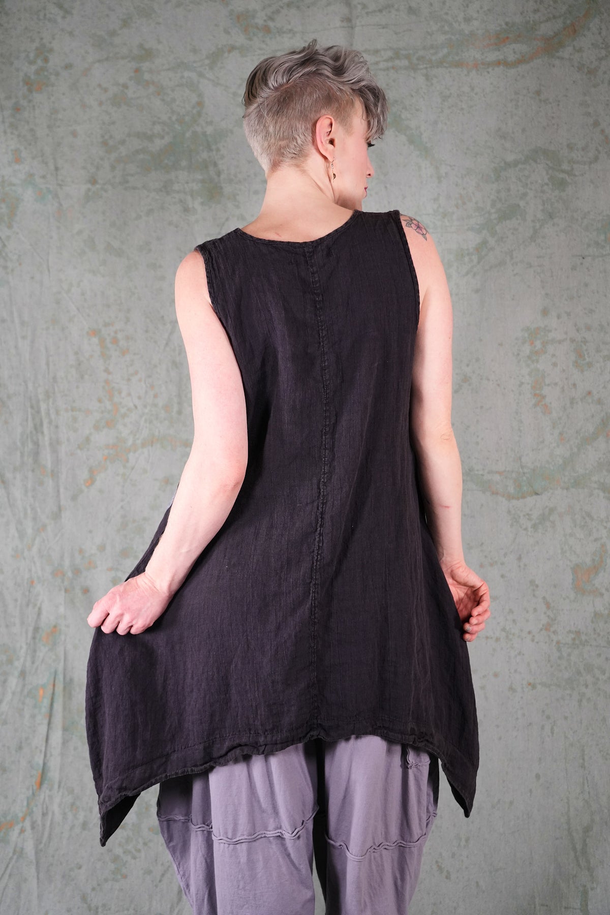 6182-2 Linen Pinafore Meteorite-P