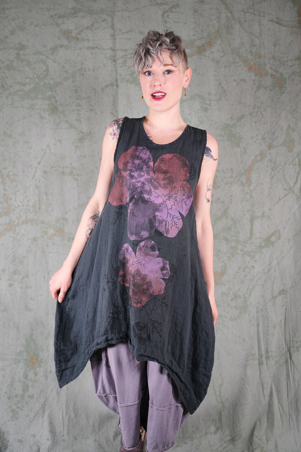 6182-2 Linen Pinafore Urban Floral-P