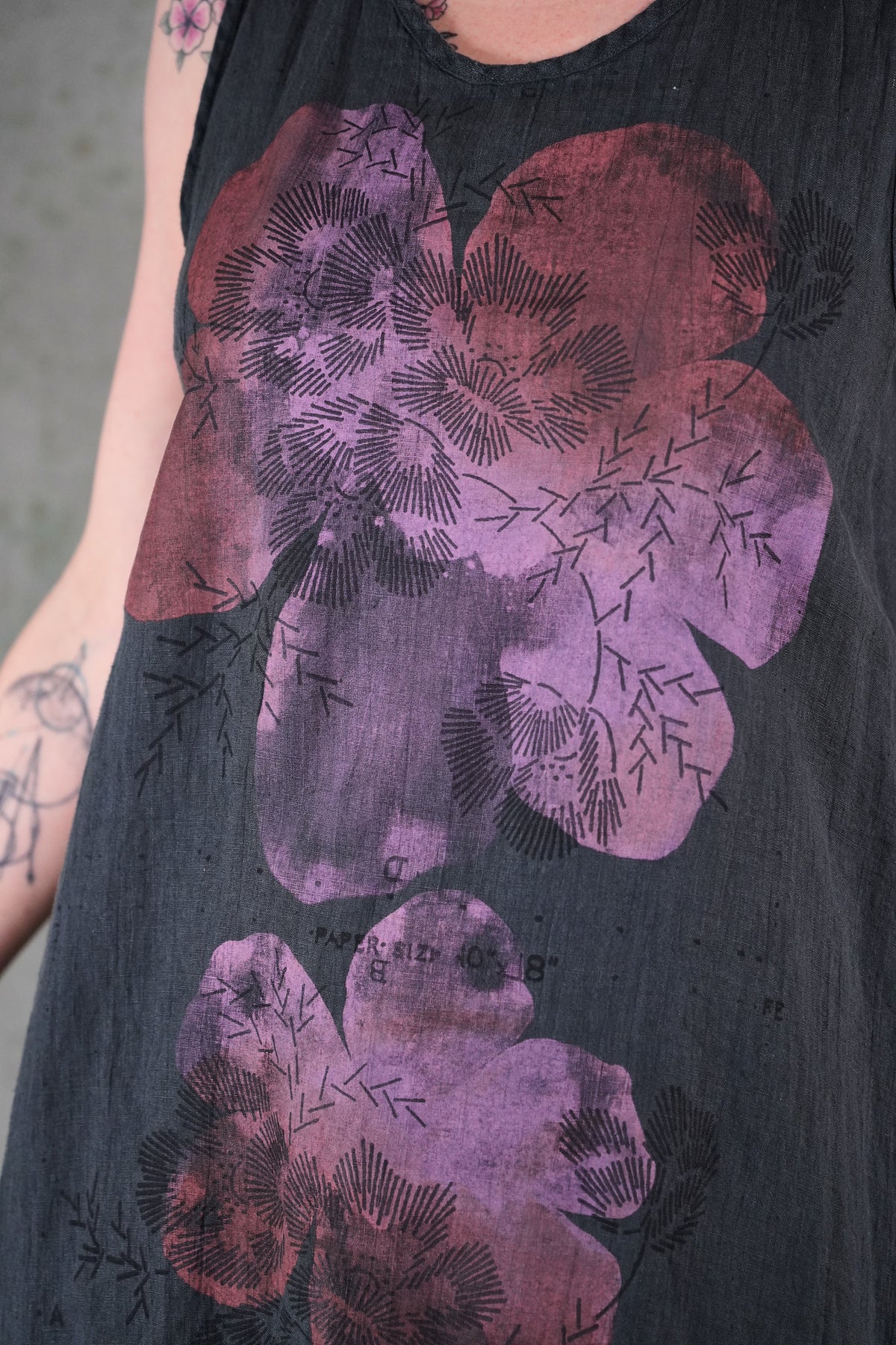 6182-2 Linen Pinafore Urban Floral-P