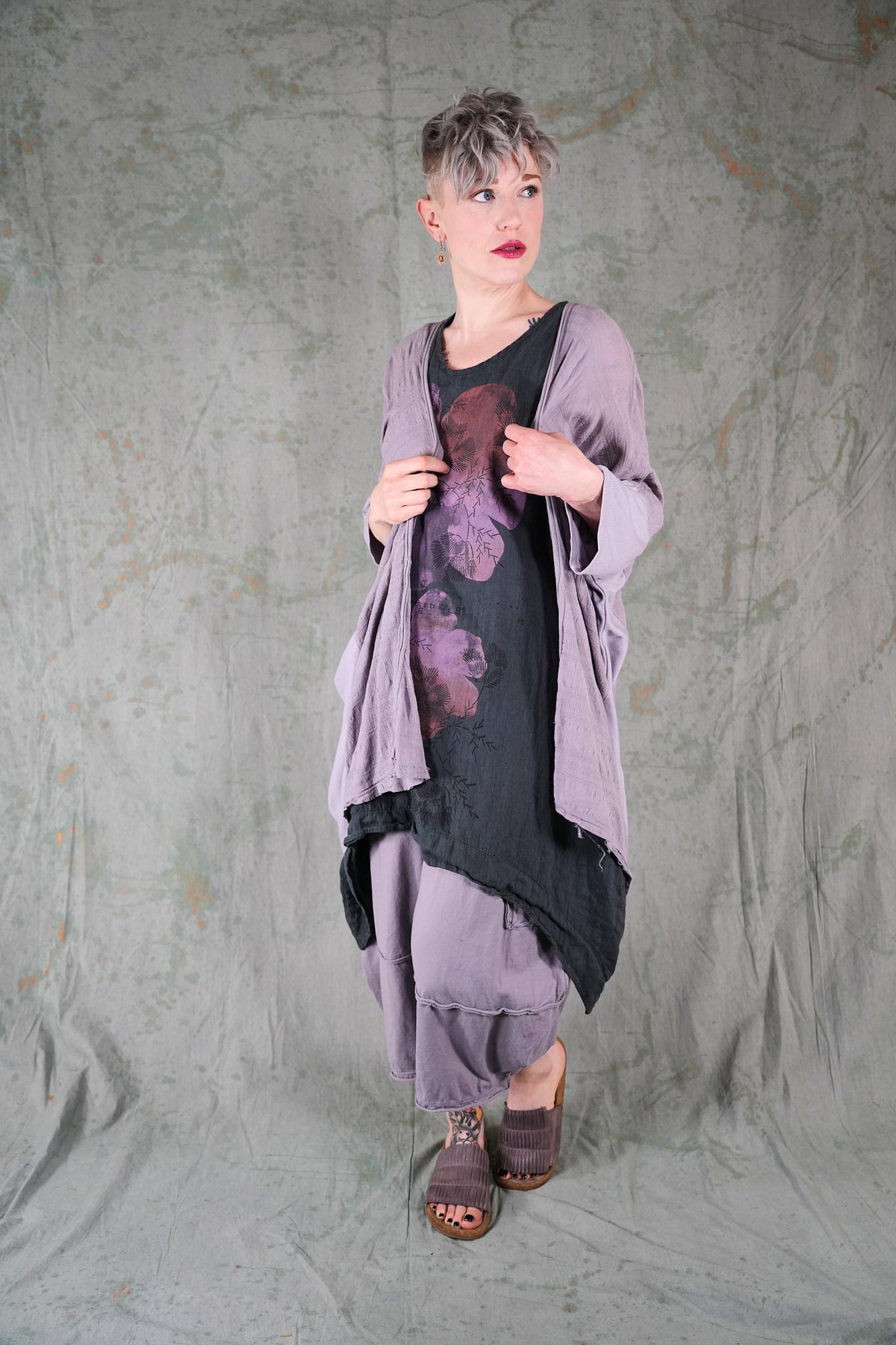 6182-2 Linen Pinafore Urban Floral-P