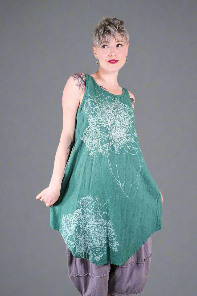 6220 Linen Scoop Hem Midlayer Jade Ornamental-P