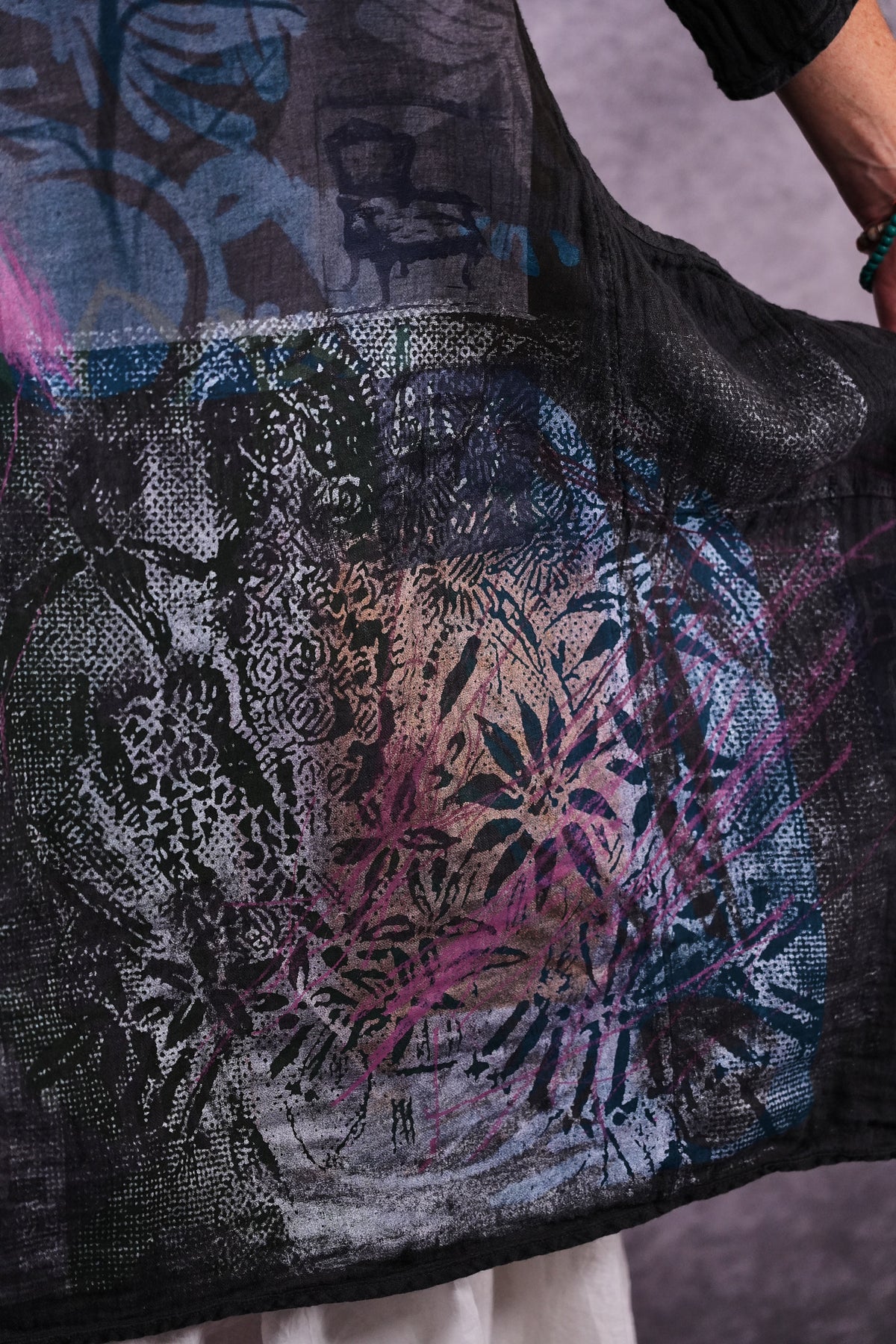 7114 Linen Wave Dress Ironworks Daisy Abstract