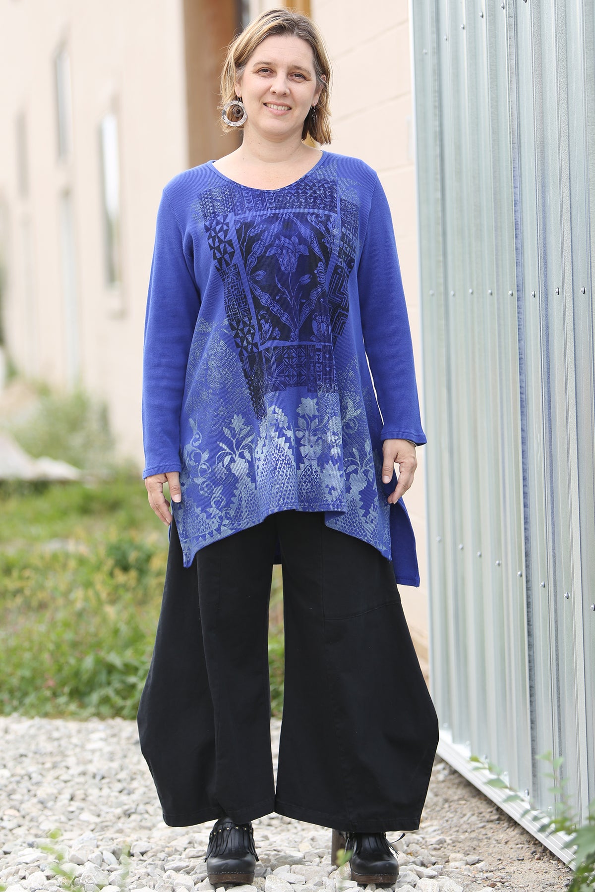 2293 Thermal Voyages Tunic-Blue Spectrum-P