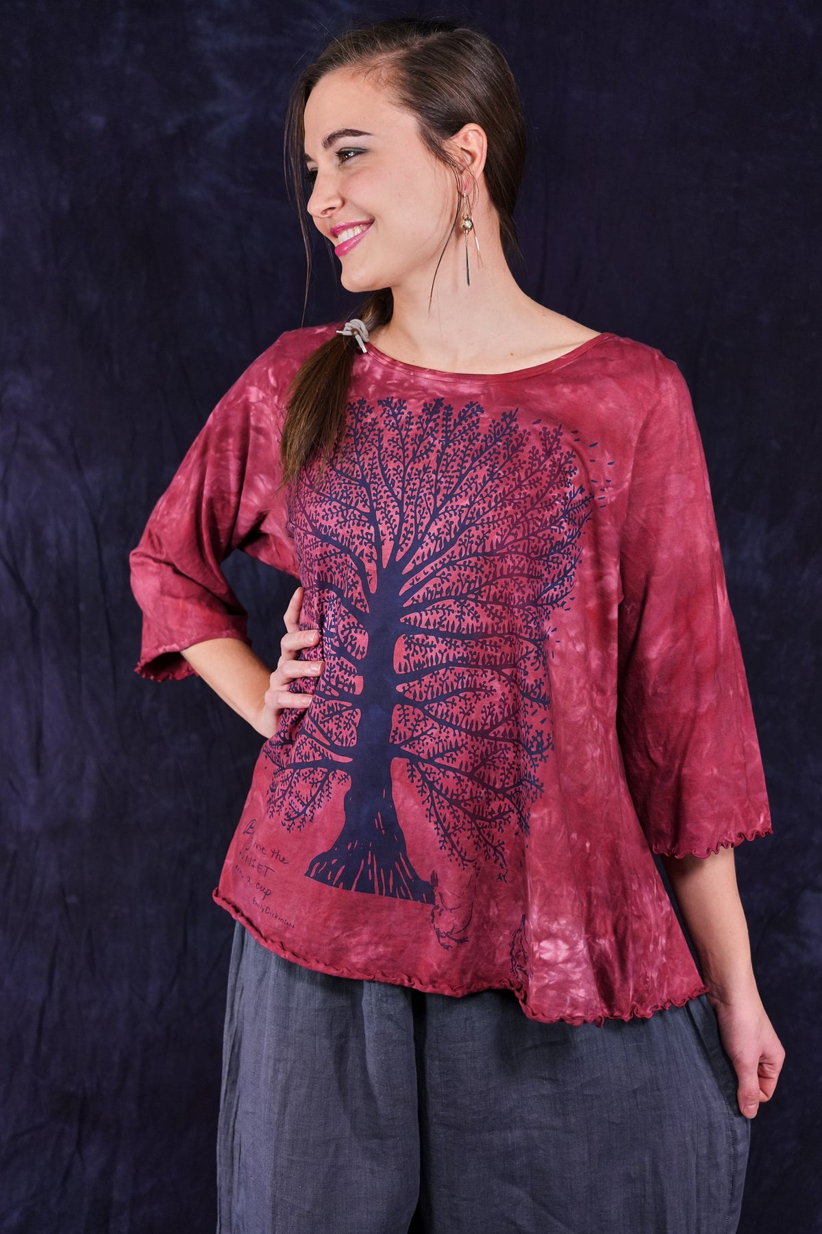 1145HD Hand Dyed Cafe Tee Pomegranate-P