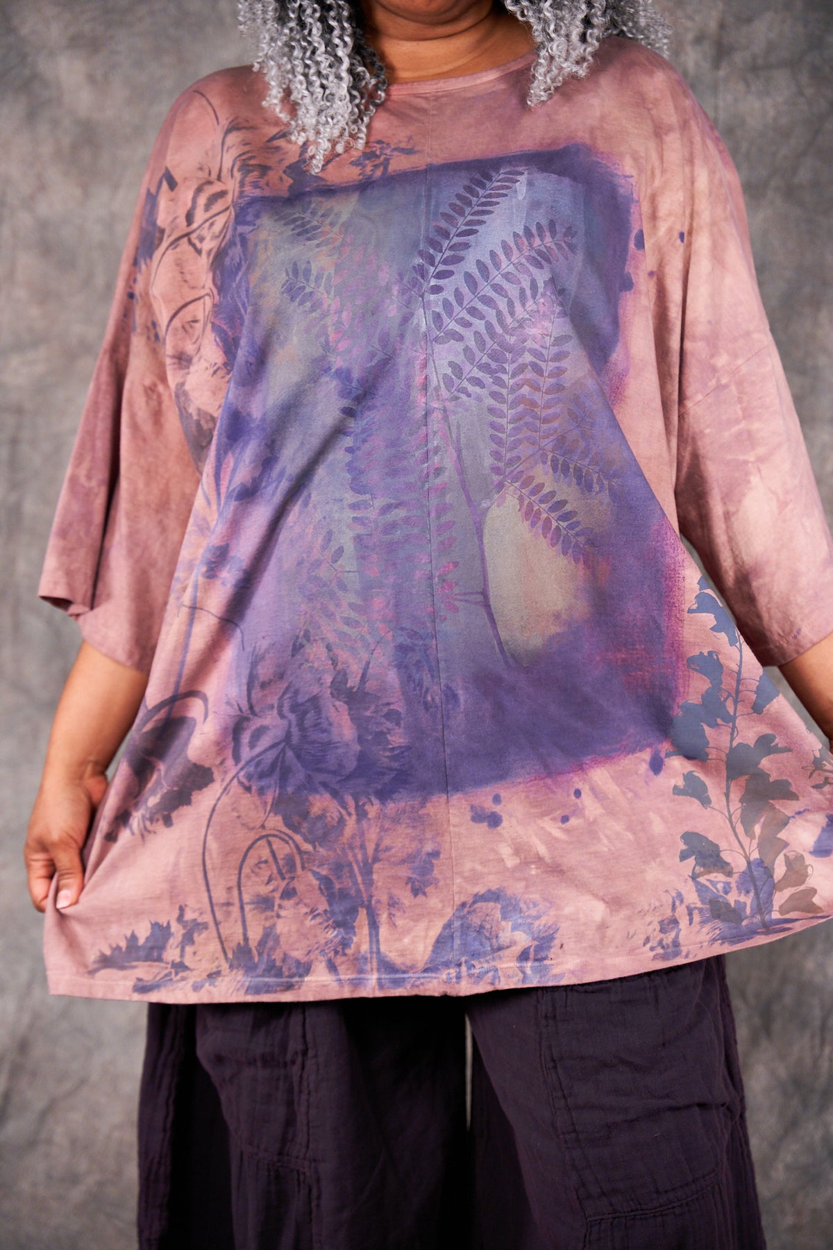 1236HD Line Tee Squared Violet Pink 31&quot;L
