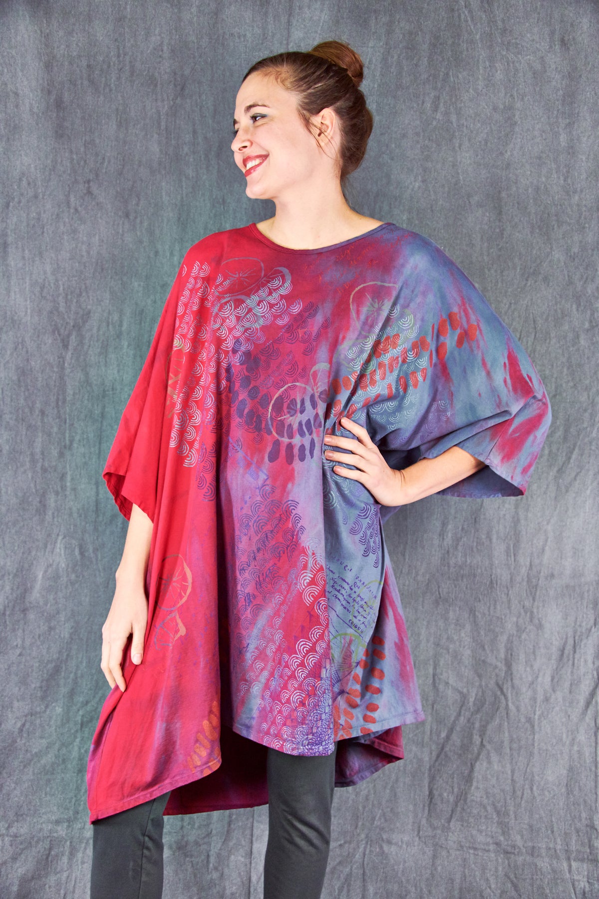1255HD Oversize Tunic Tee Bright Scarlet Storm Cloud-P