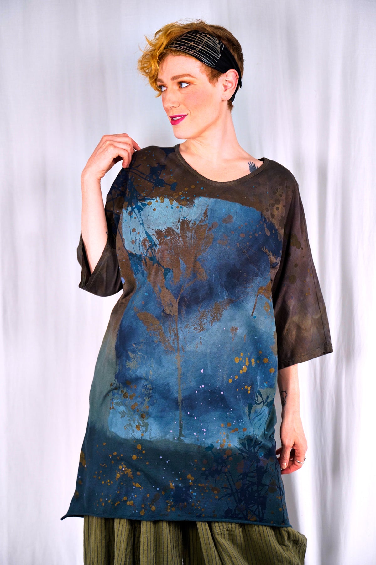 1564HD Euro Slim Fit Art Tunic Inverse Sea-P