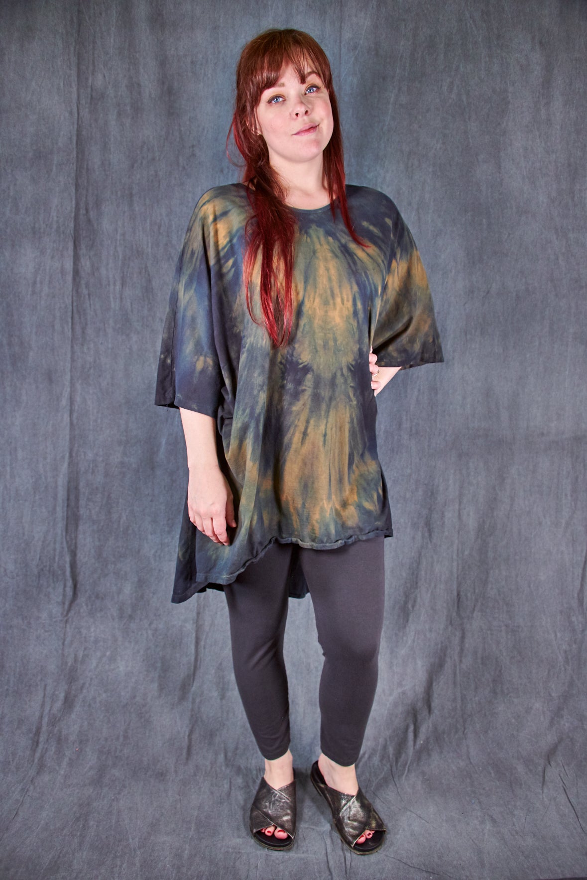 1581HD Vertical Seamed Drawcord Tunic-Midnight Desert Oasis