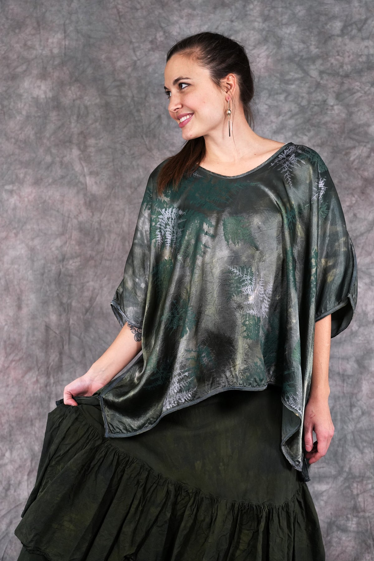 1591HD Hand-dyed Vitreous Square Top Sylvan-P