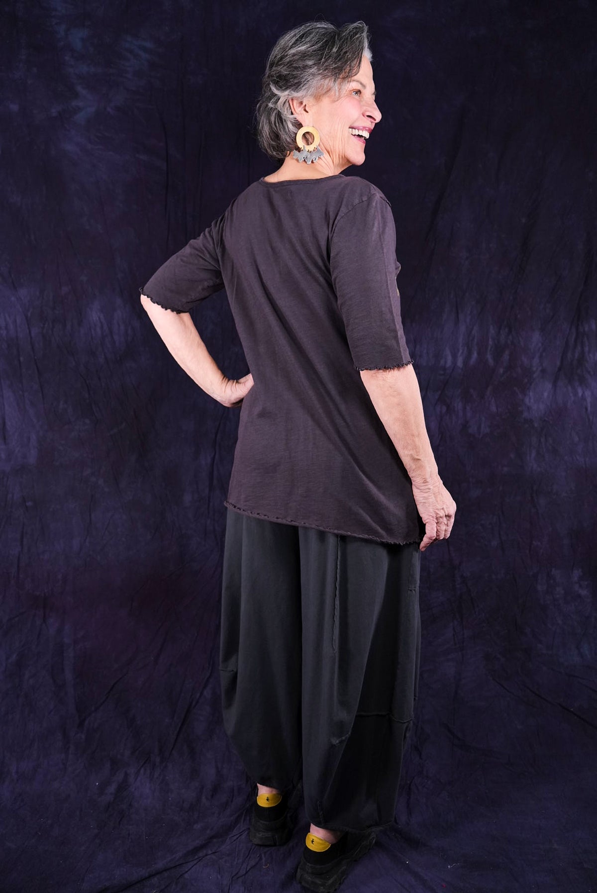 1600 Simple Tee Espresso-P