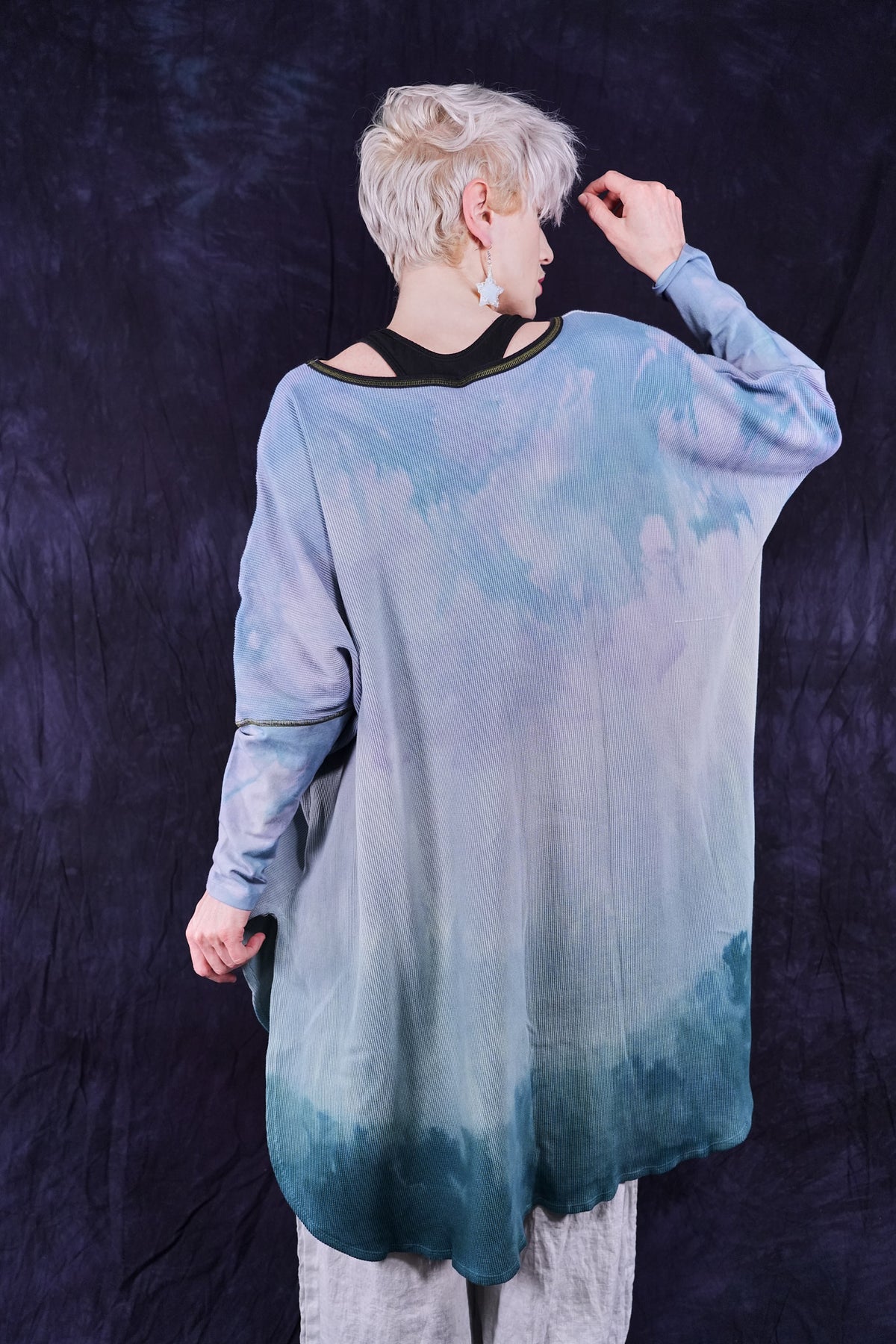 2251HD Natural City Tunic Hand dyed Blue Flight