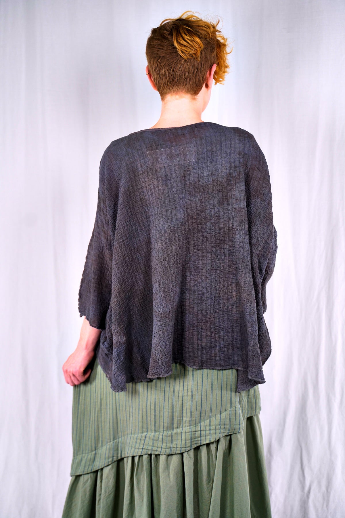 2277 Hand Dyed Crinkle Top Night Shadow O/S