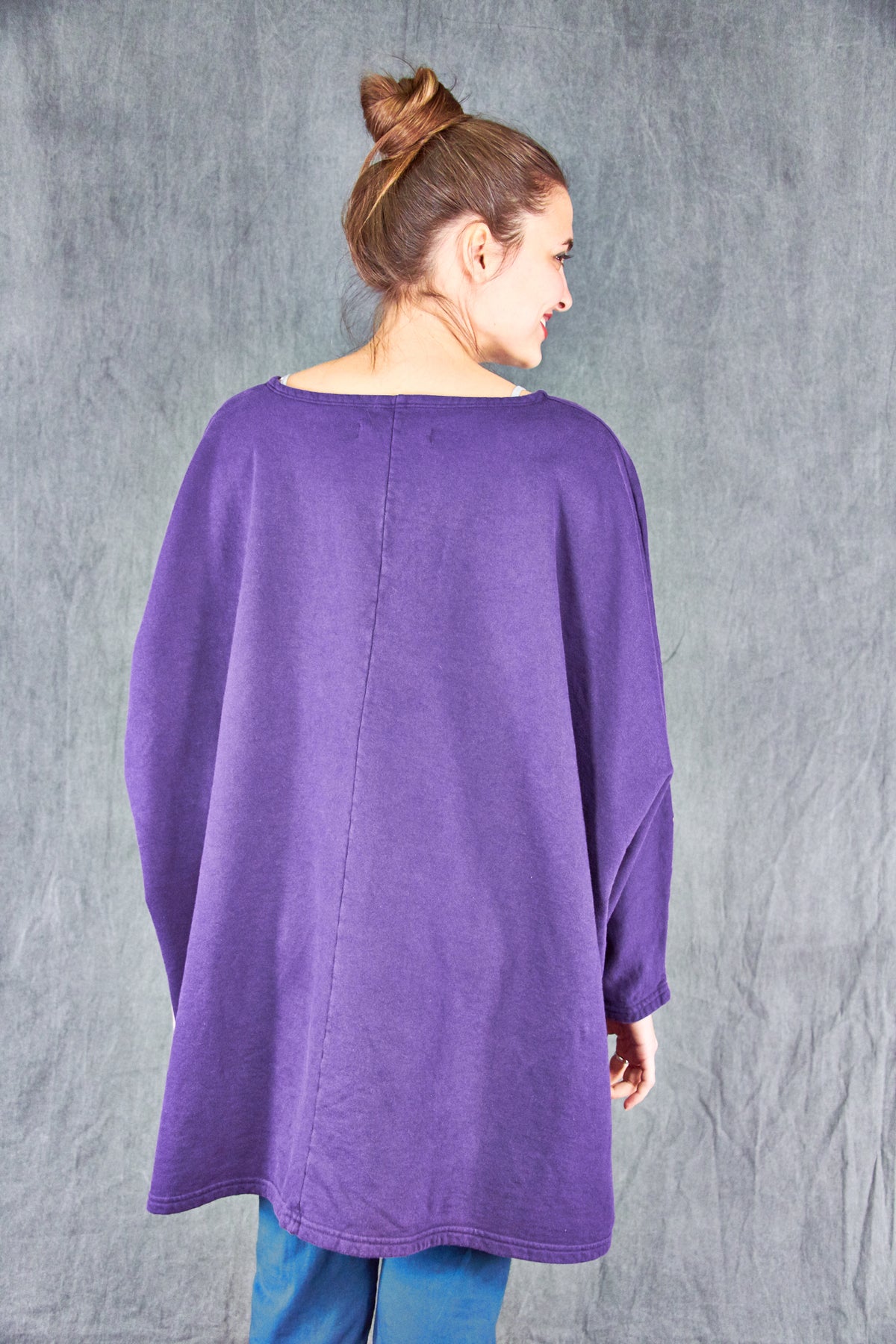 2304 Modern Sweatshirt Purple-P