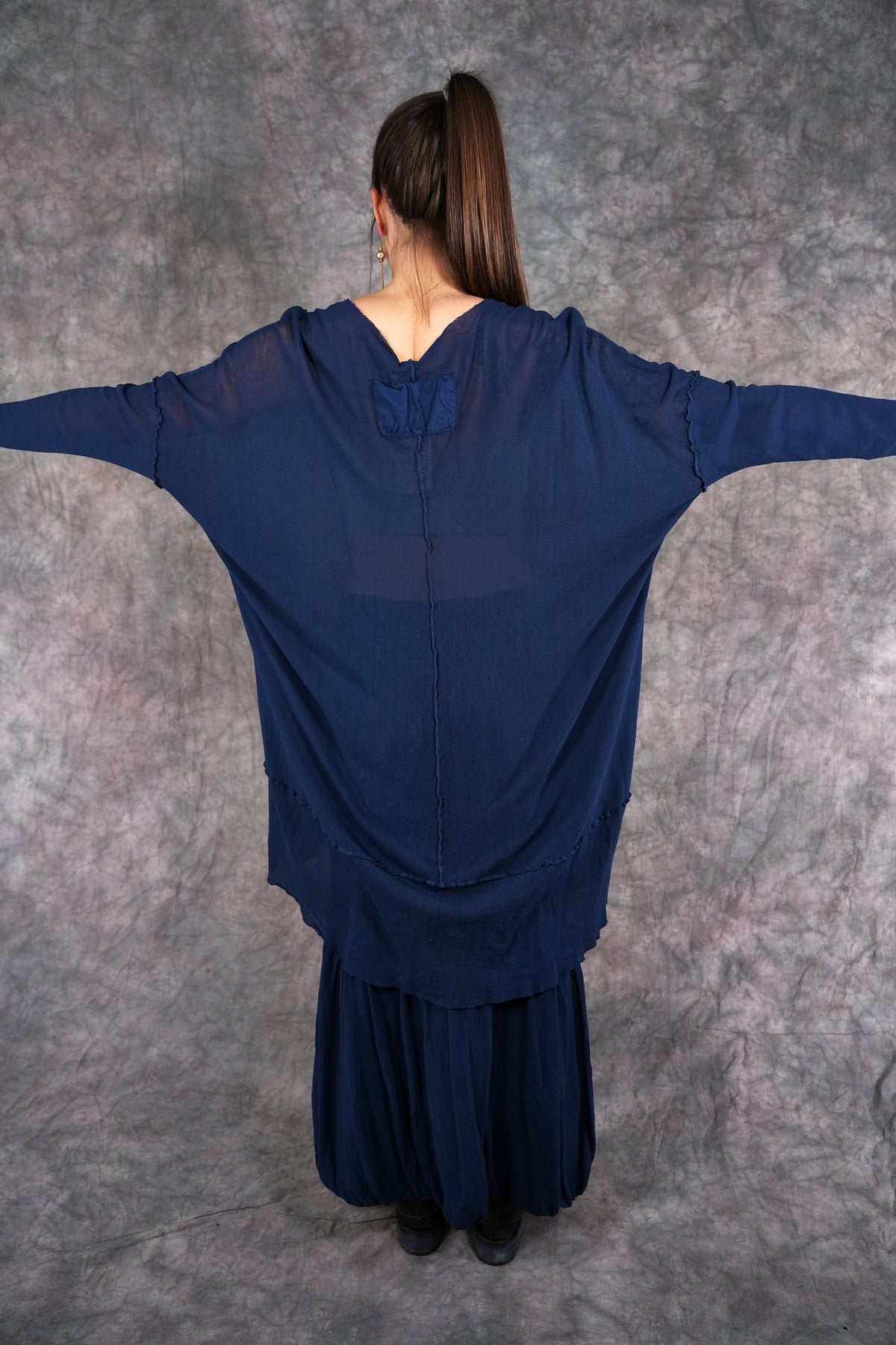 2326 Essential Mesh Layer Blue