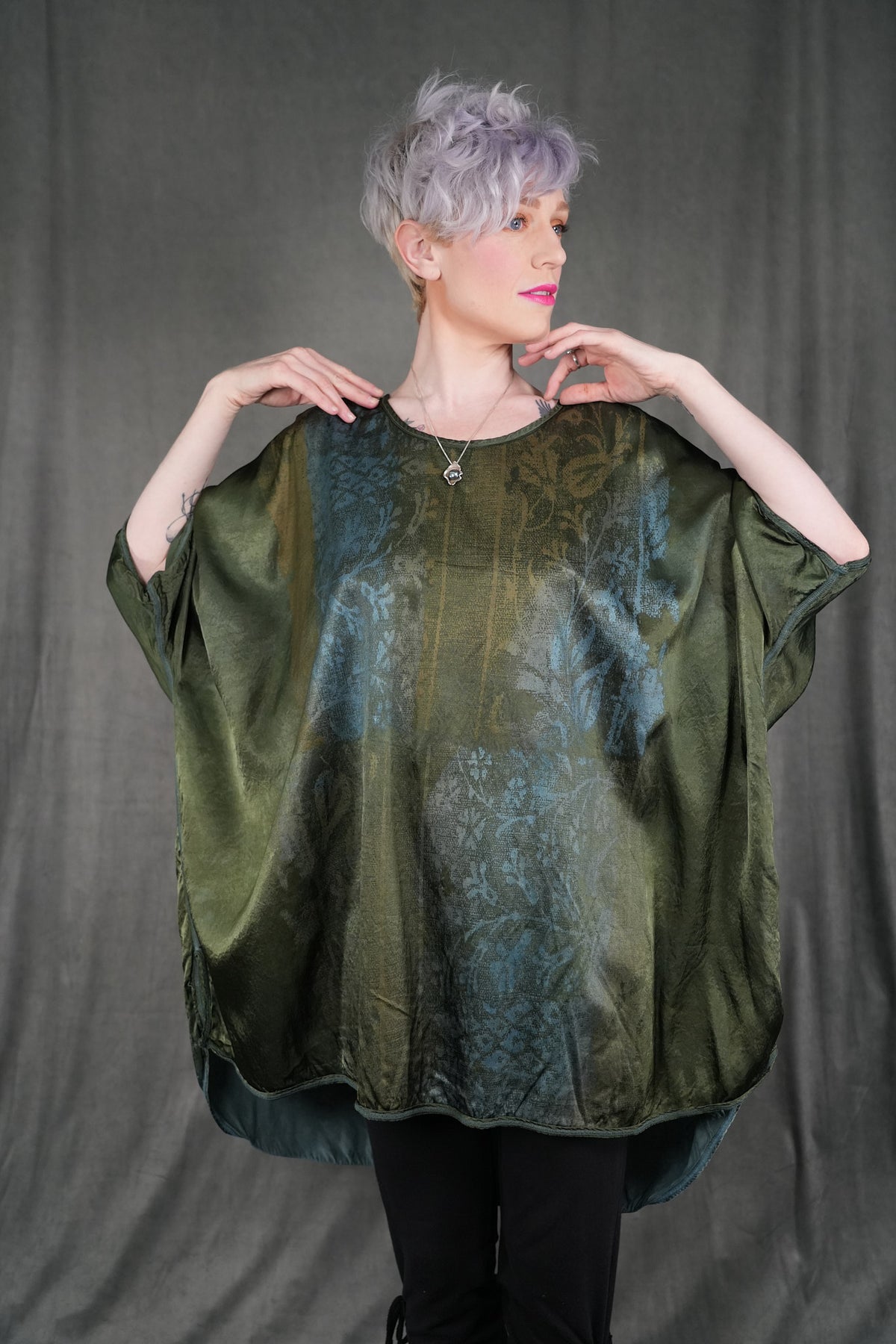 2349HD Abalone Tunic Valle Aoste-P