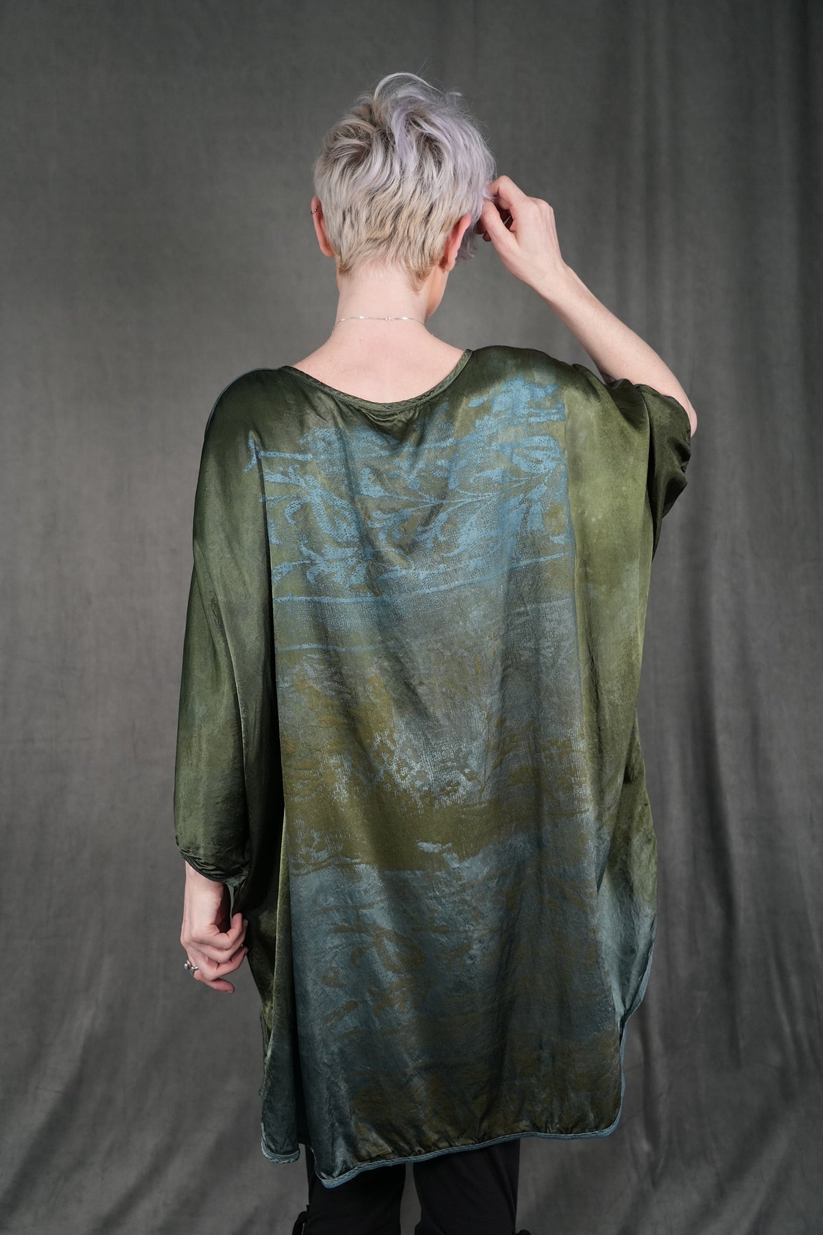 2349HD Abalone Tunic Valle Aoste-P