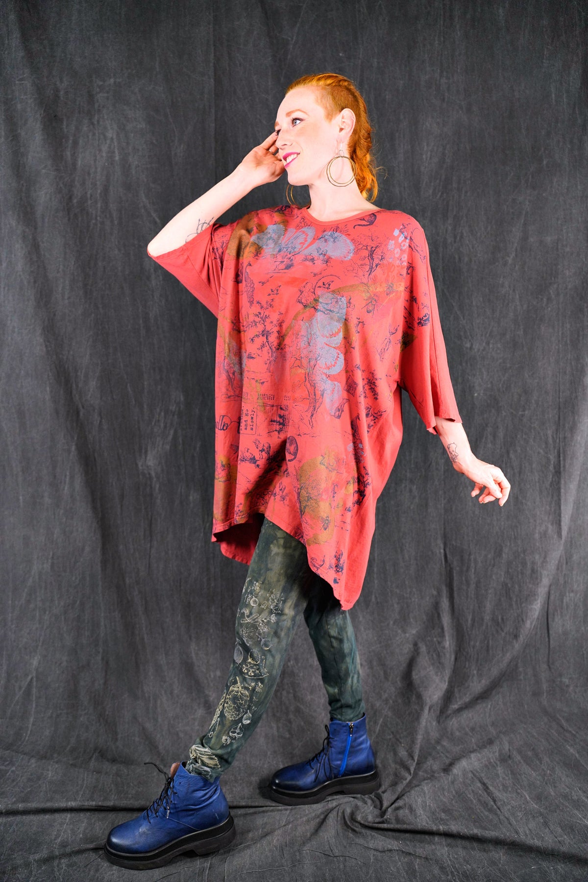 2358 Tournesol Tunic Coral Toile Wonderland