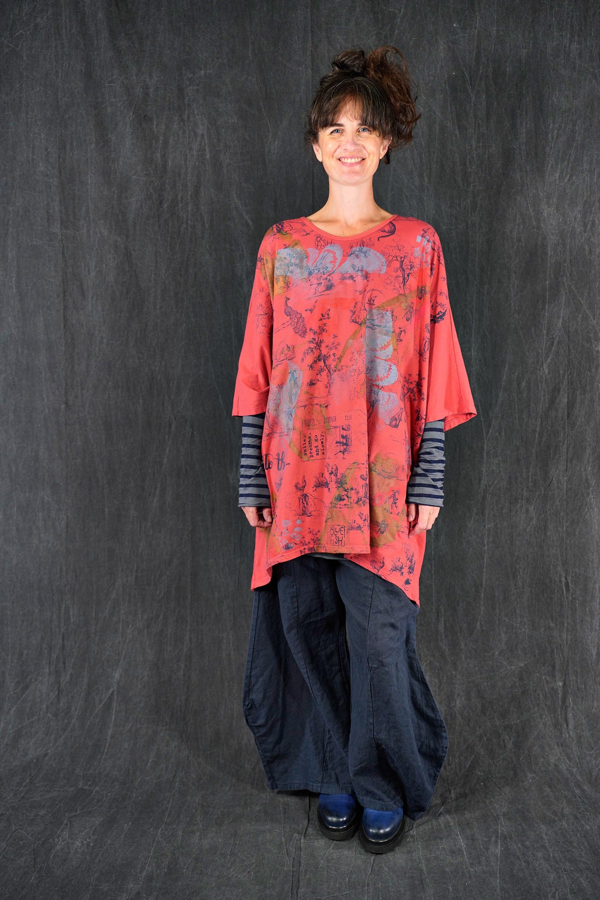 2358 Tournesol Tunic Coral Toile Wonderland