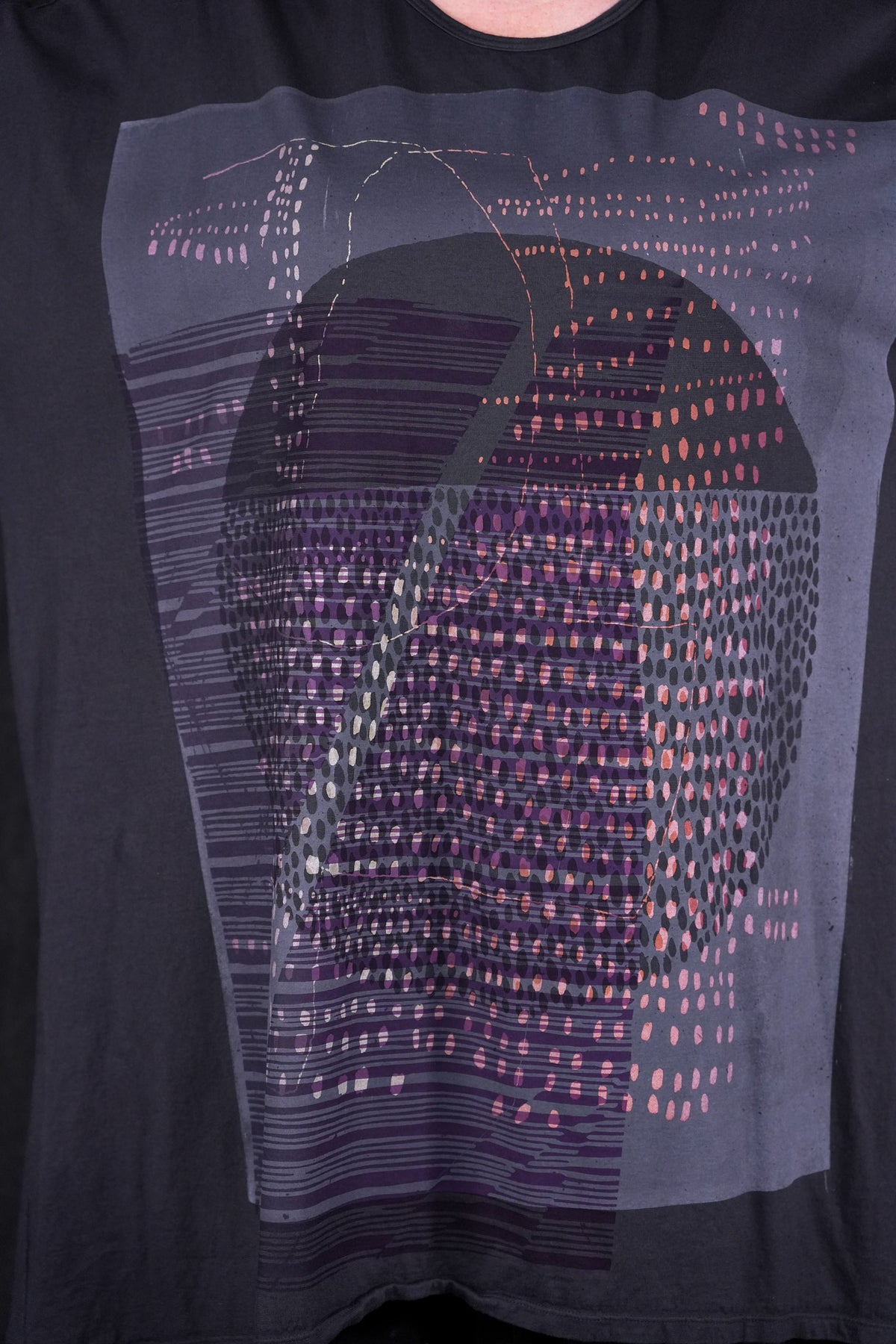 2358 Tournesol Tee Carbon-P