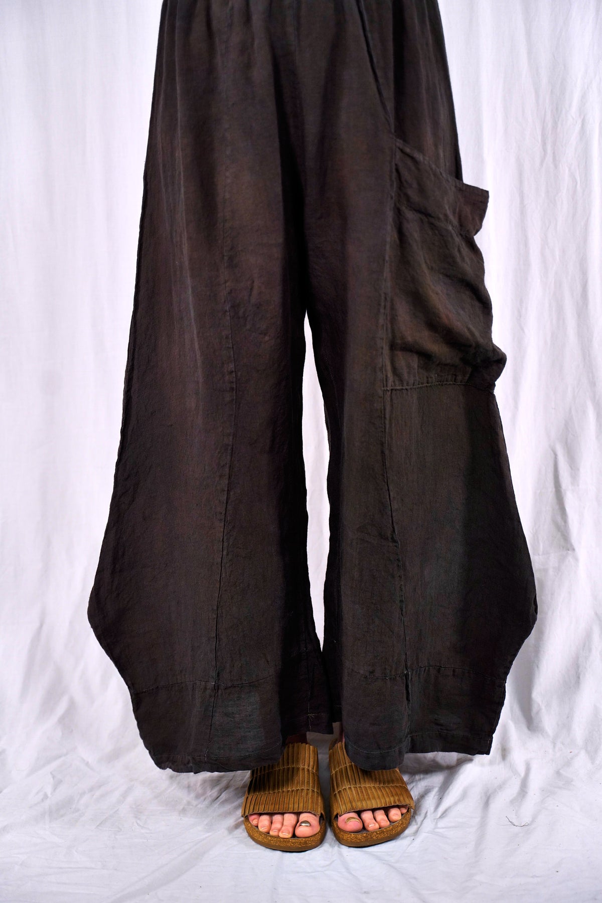 3159 Hand dyed Klee Pant-Umber Coal