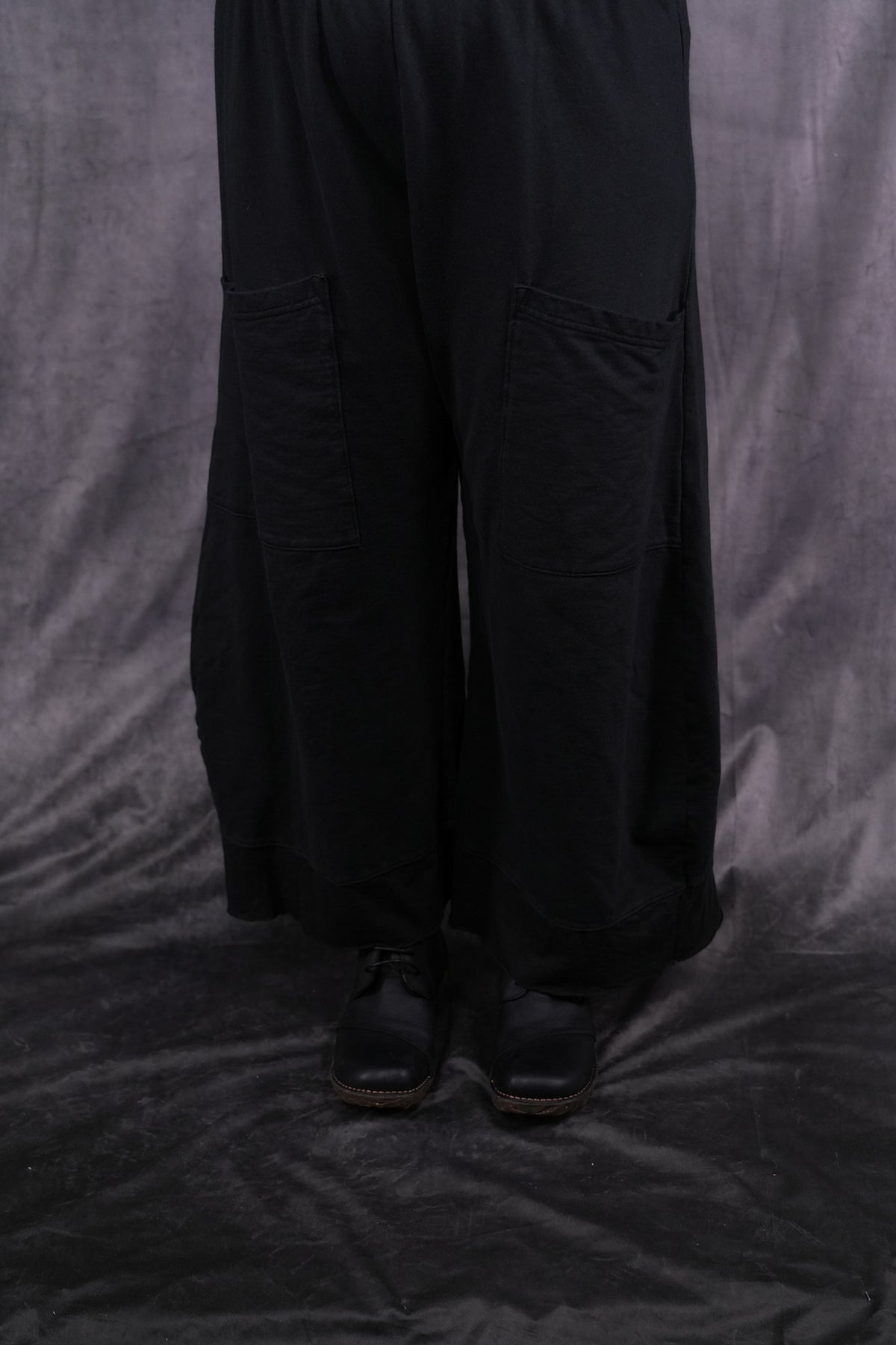 3288 Nepenthe Pant Black-U