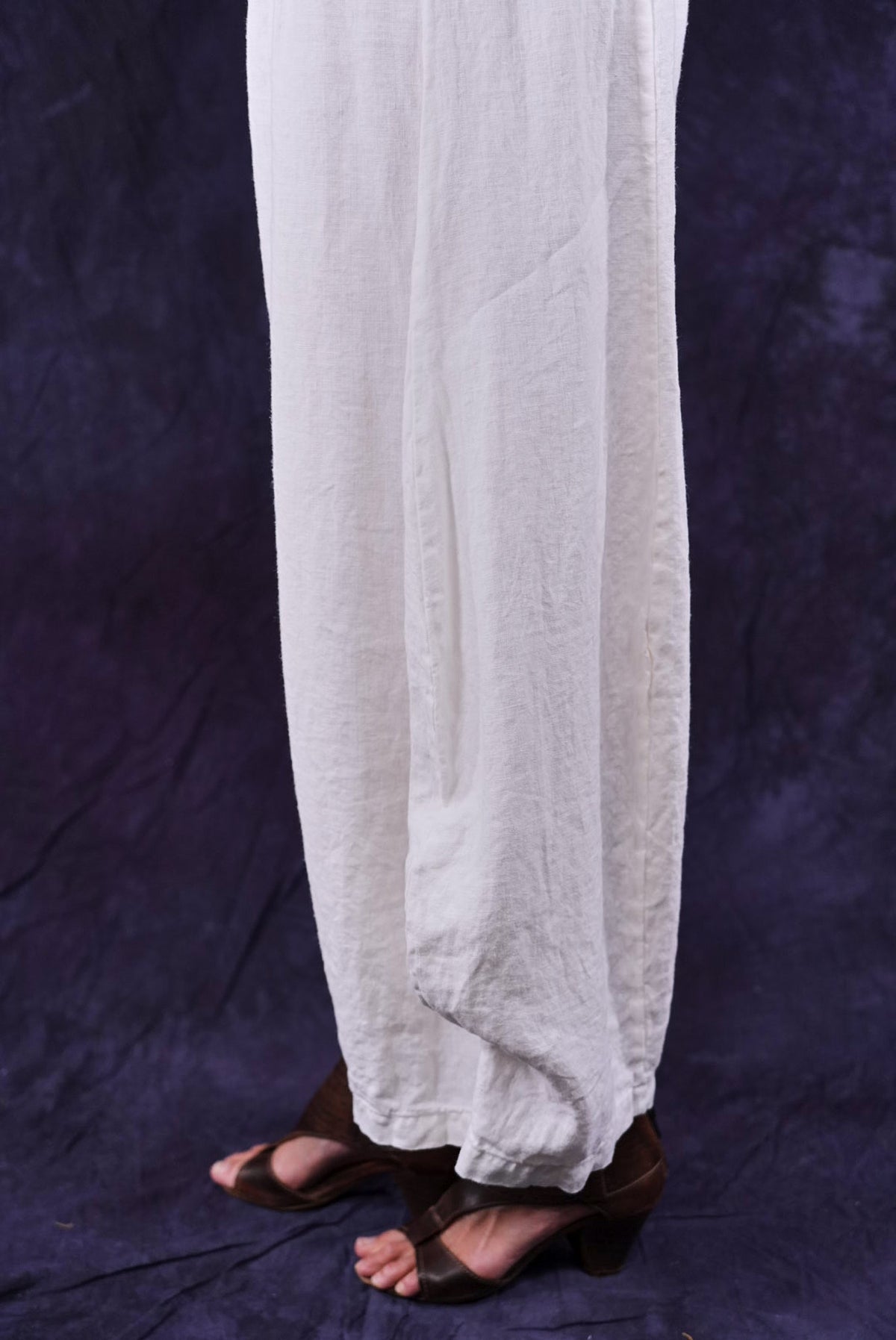 3296 Crop Linen Billow Pant White-U