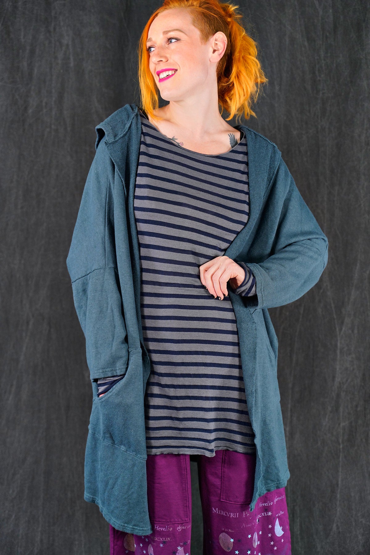 5261 Hooded Cloak Hypnea-U