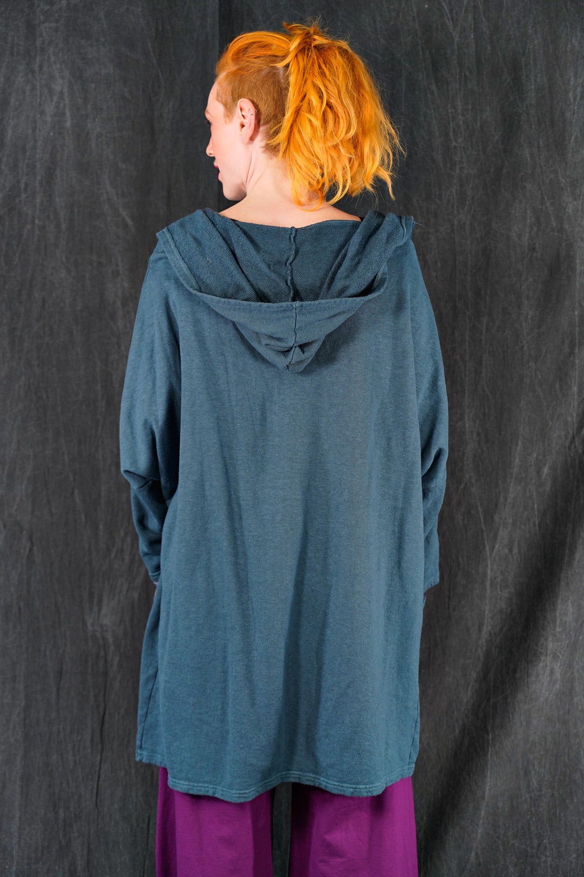 5261 Hooded Cloak Hypnea-U