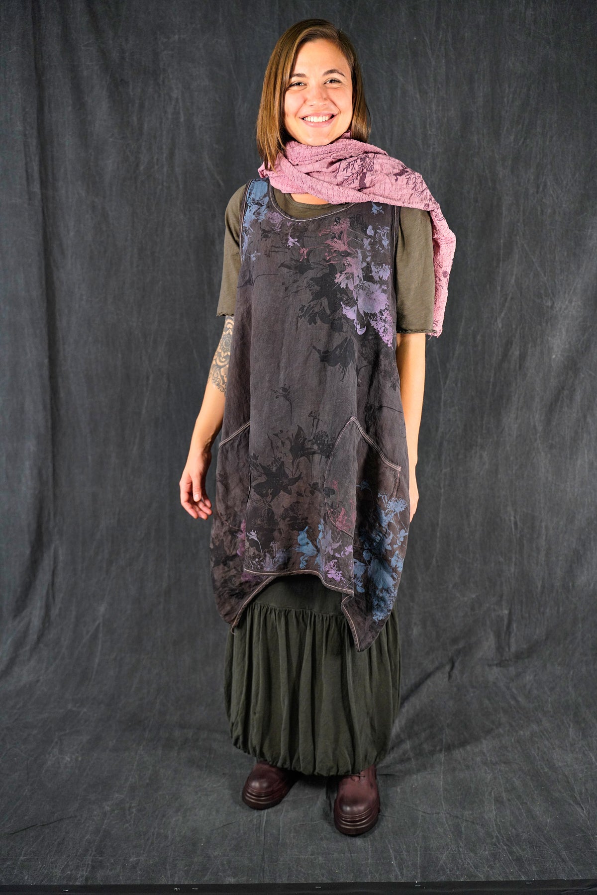 8001 Crinkle Cotton Long Scarf-Plum/Roses